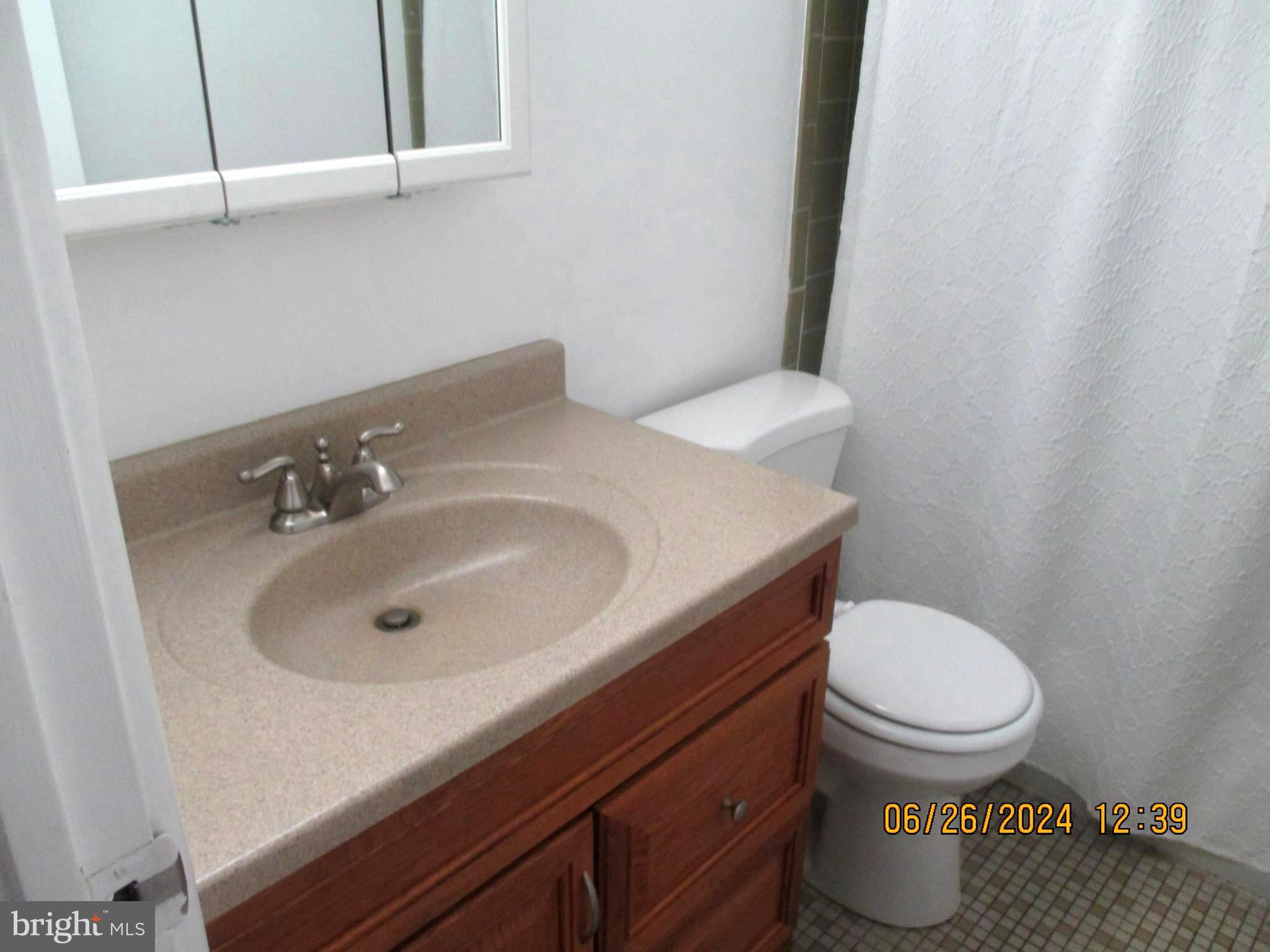 SPRING MOUNT SUMMI - Residential