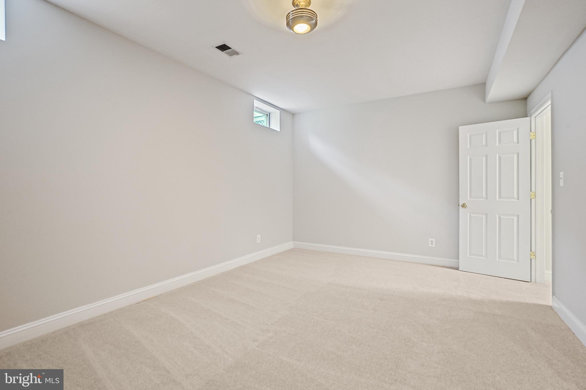 CEDAR CREST - Residential