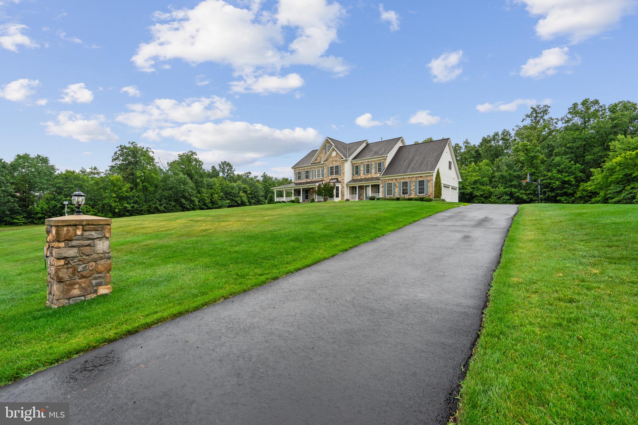 CEDAR CREST - Residential