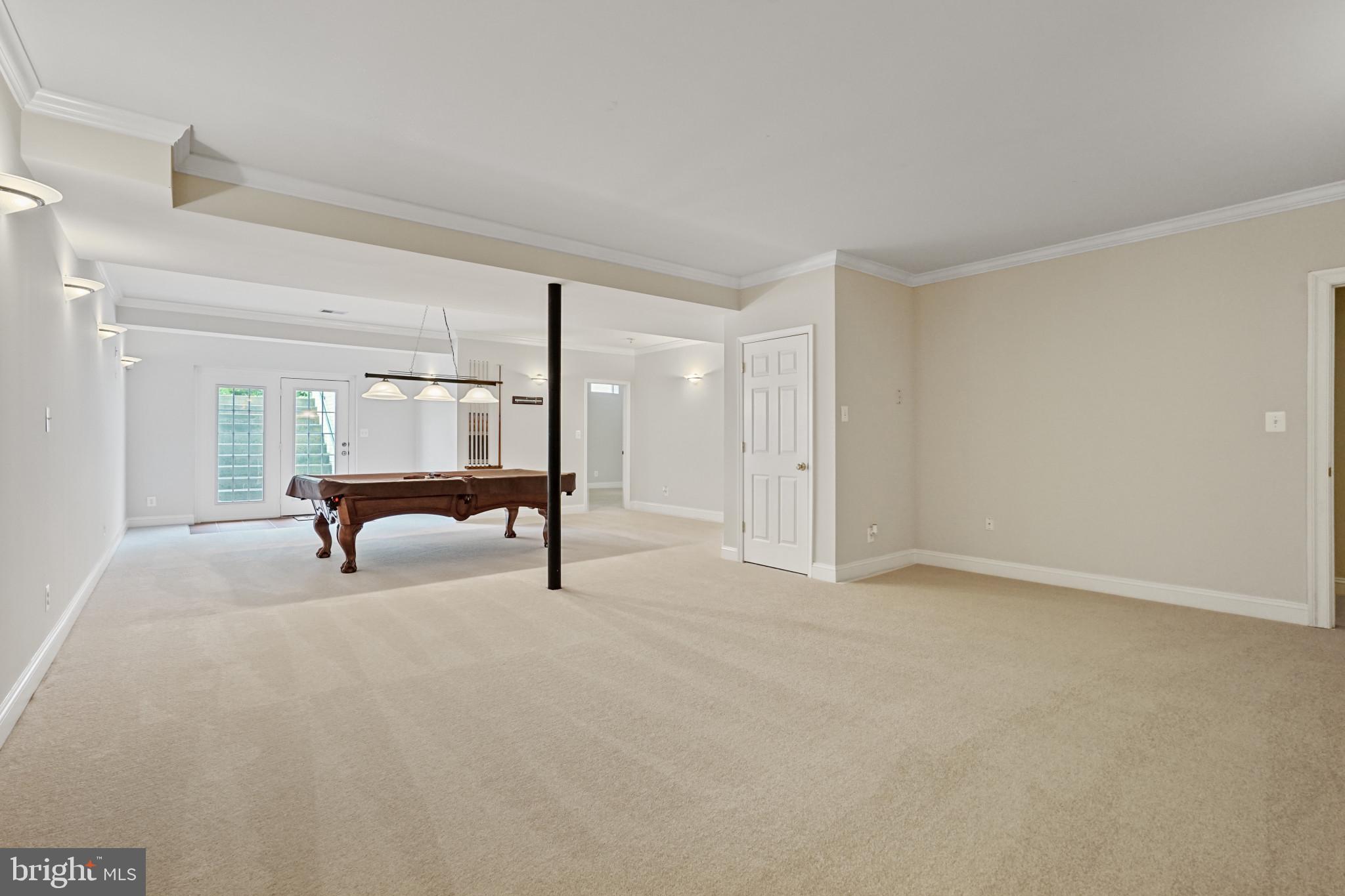 CEDAR CREST - Residential