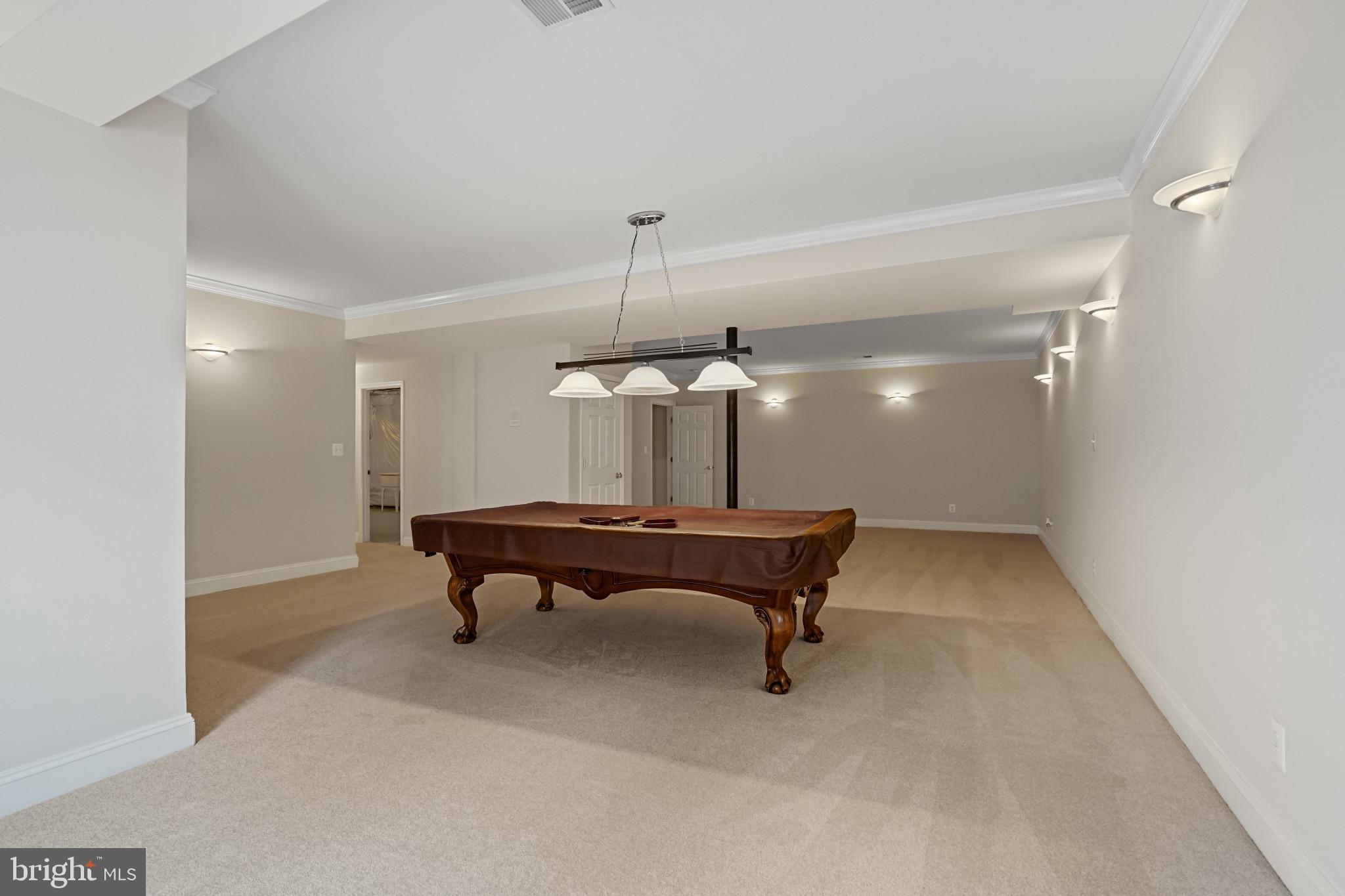 CEDAR CREST - Residential