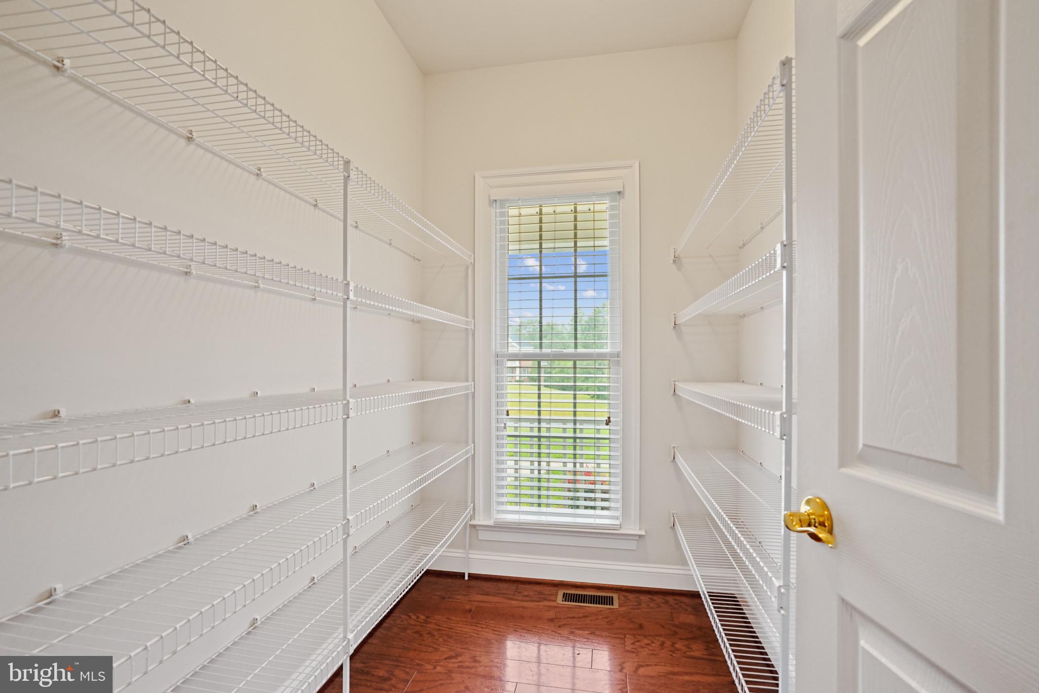 CEDAR CREST - Residential