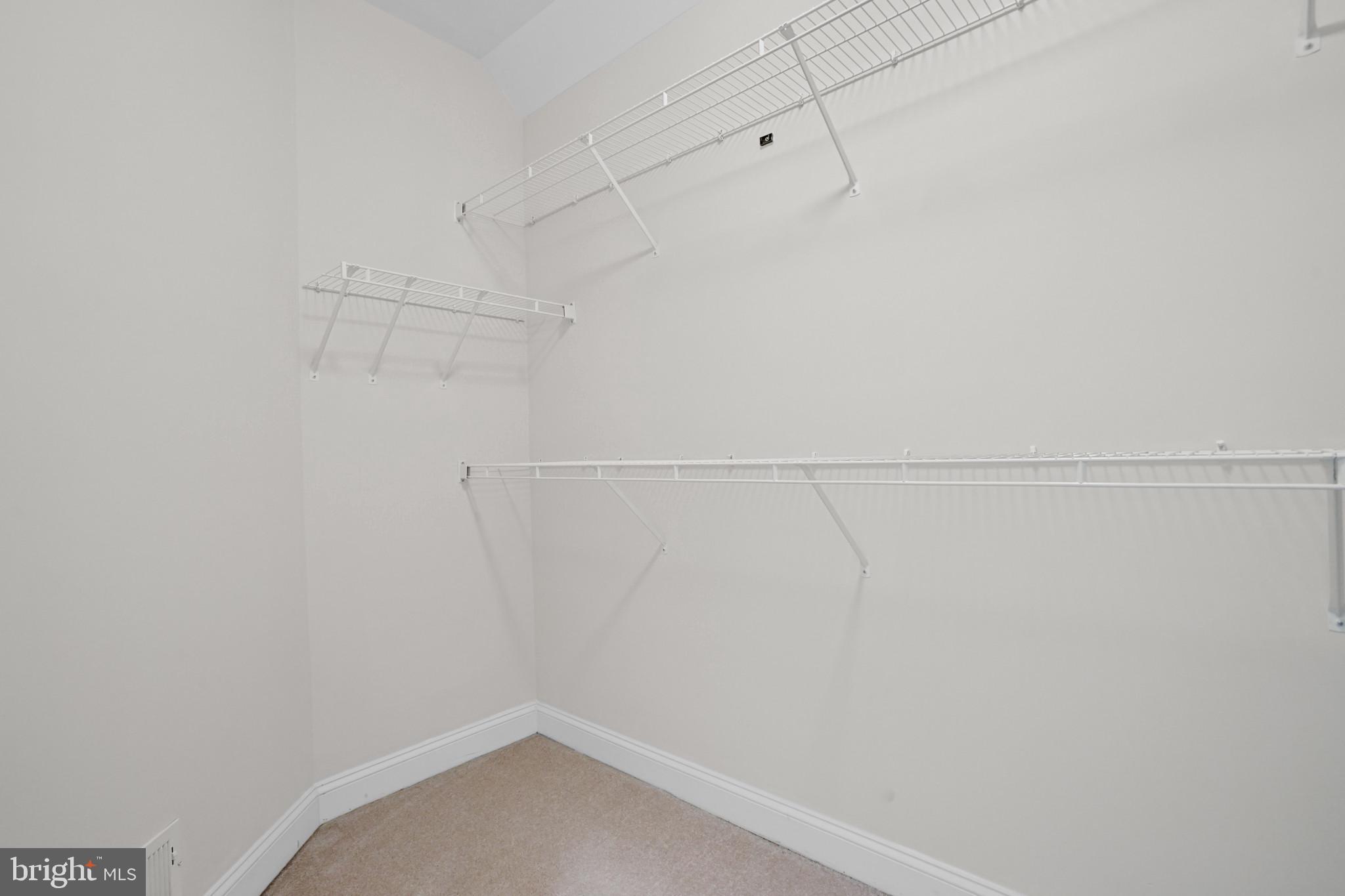 CEDAR CREST - Residential