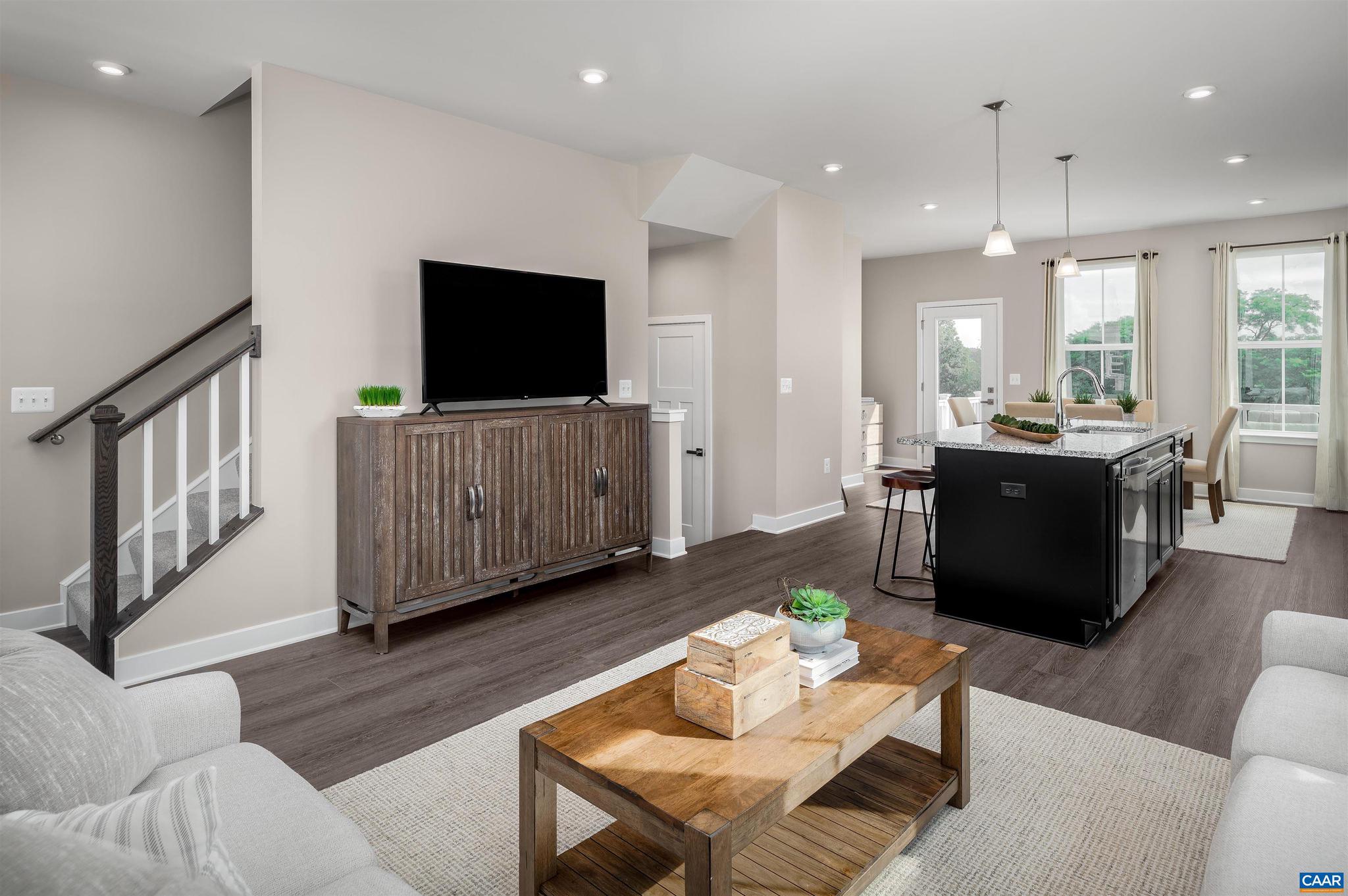 MYERS CORNER - Residential