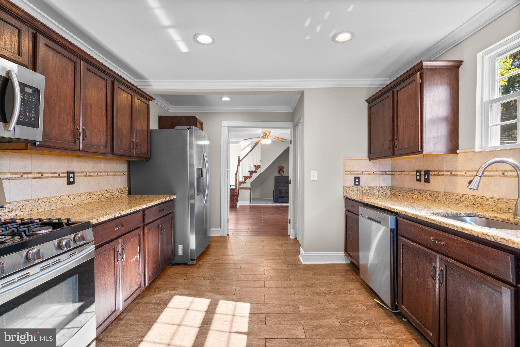 MUNROE GARDENS - Residential