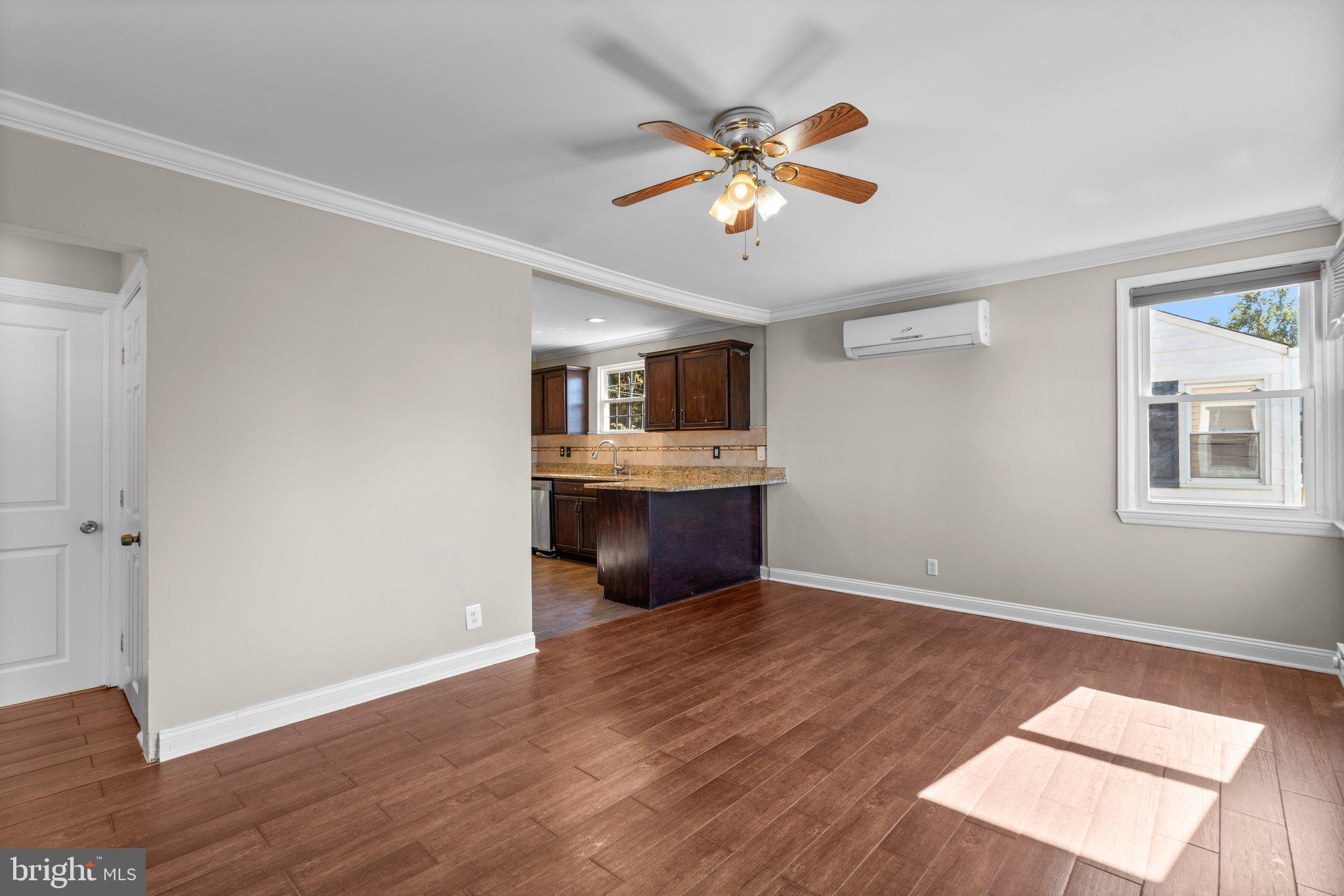 MUNROE GARDENS - Residential