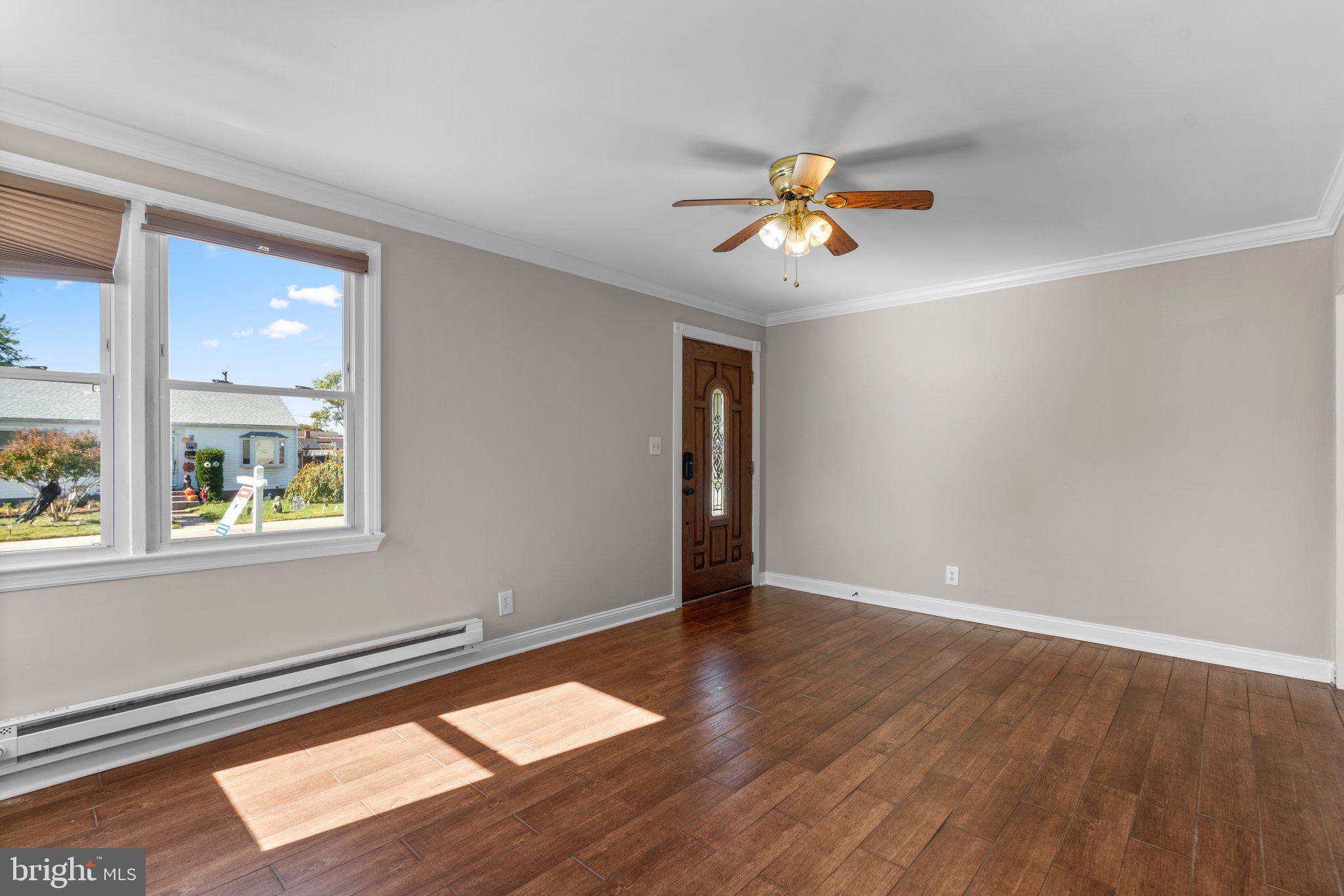 MUNROE GARDENS - Residential