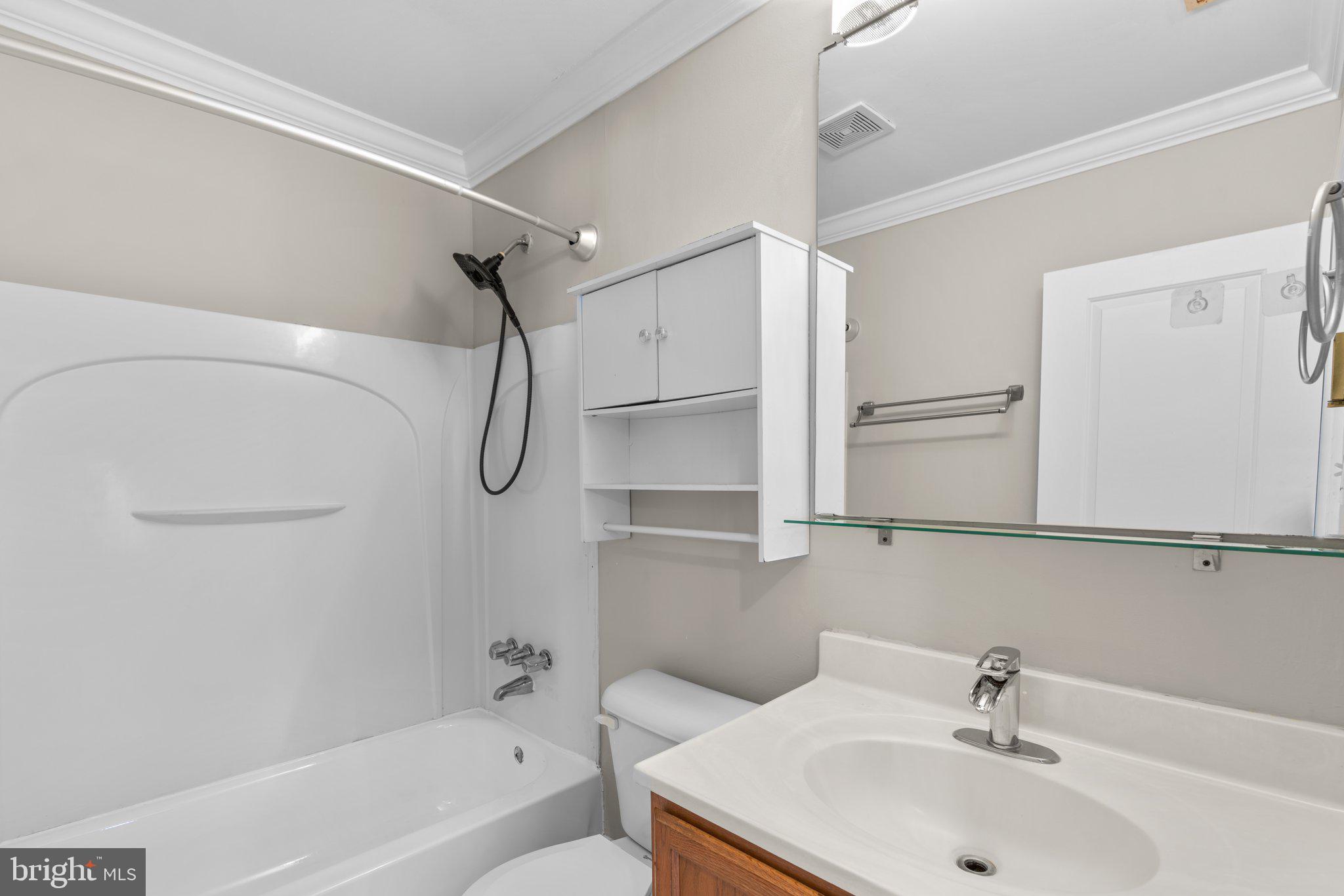 MUNROE GARDENS - Residential