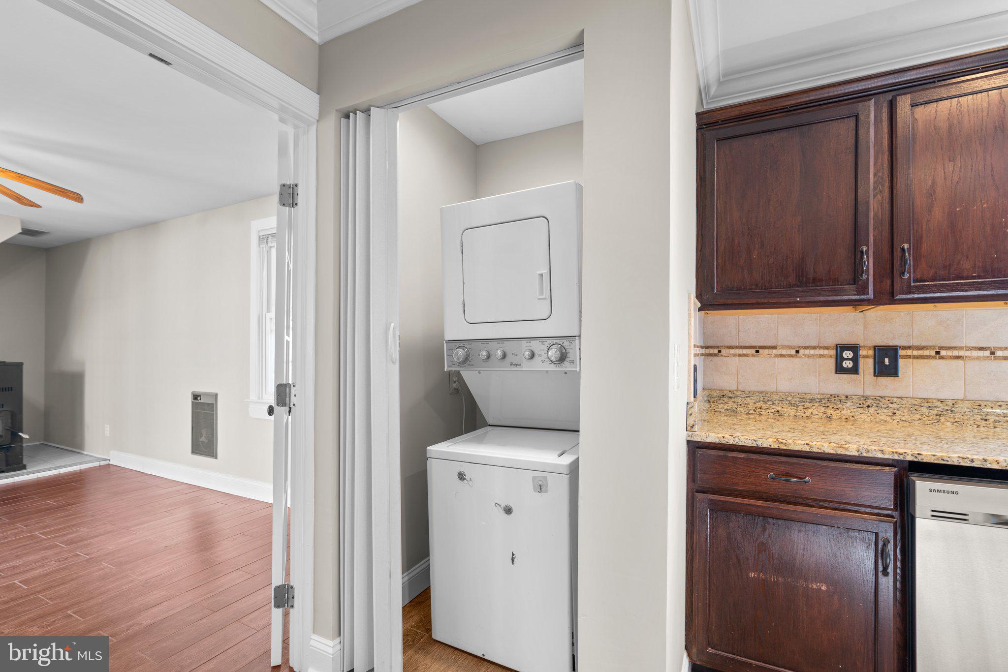 MUNROE GARDENS - Residential