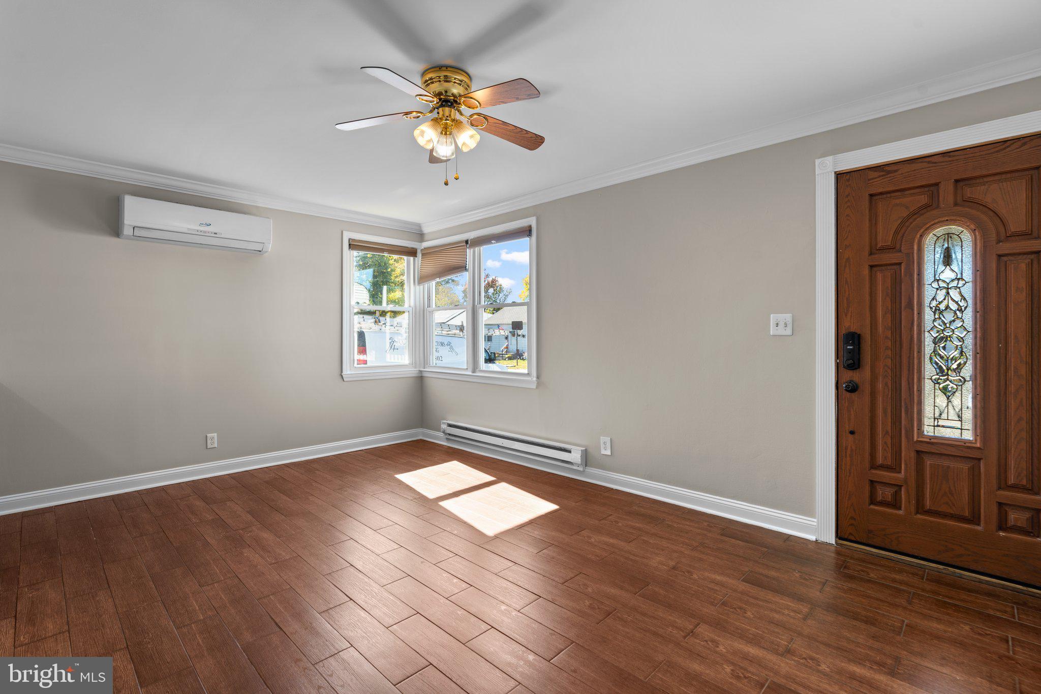 MUNROE GARDENS - Residential