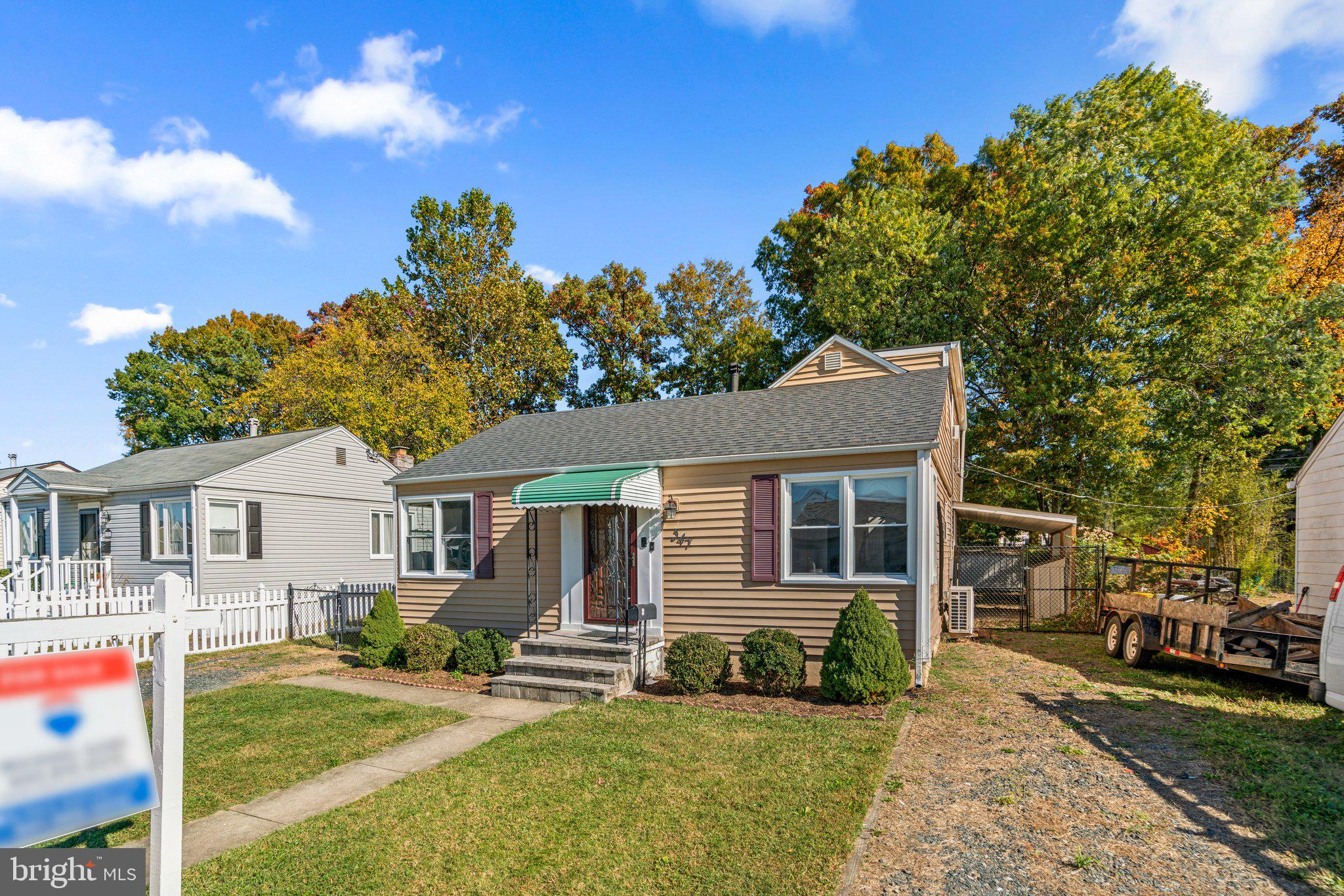 MUNROE GARDENS - Residential