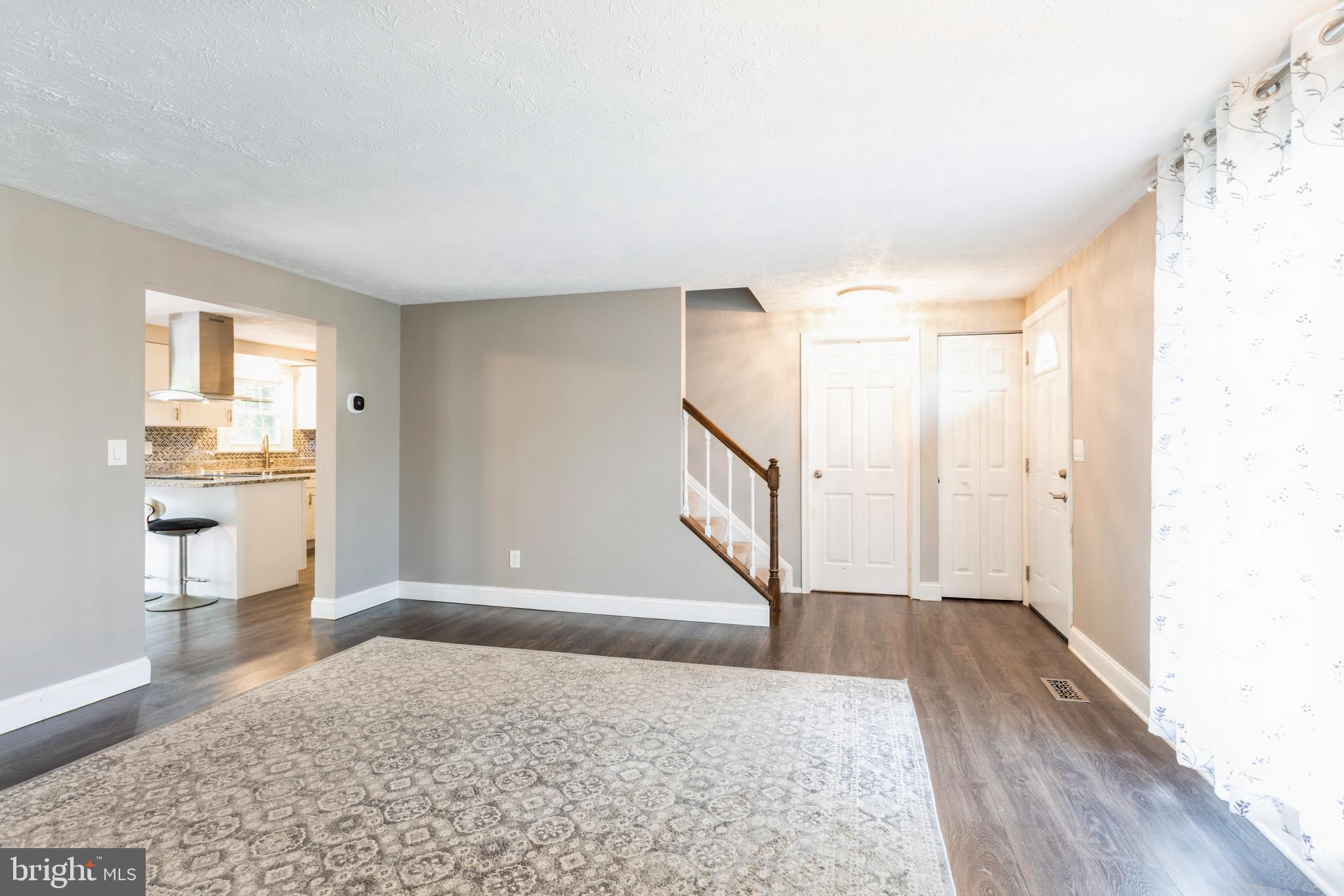 LAUREL VALLEY - Residential