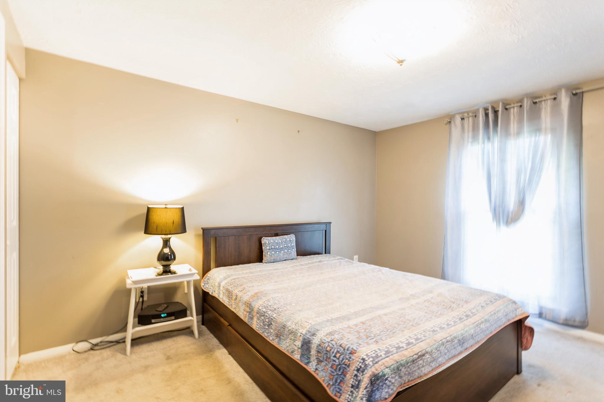 LAUREL VALLEY - Residential