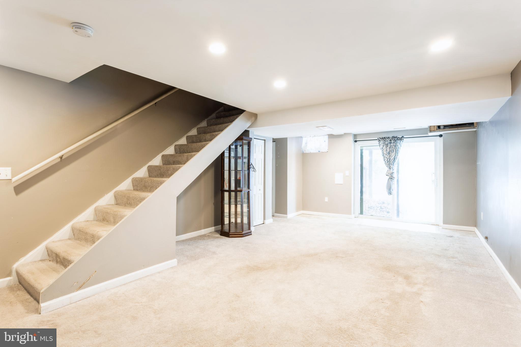 LAUREL VALLEY - Residential