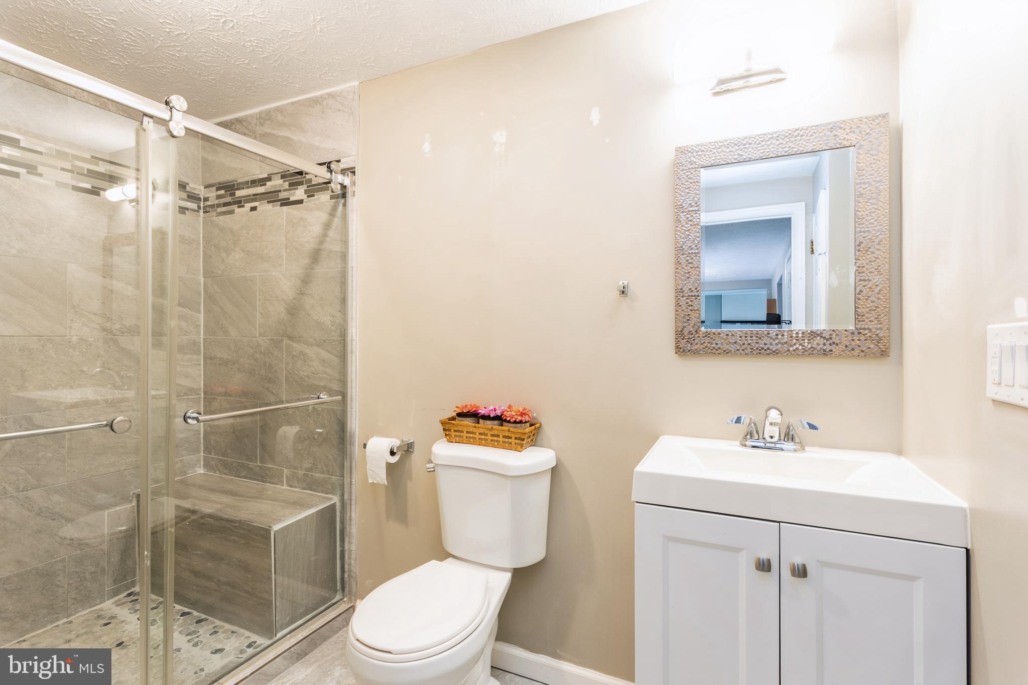 LAUREL VALLEY - Residential