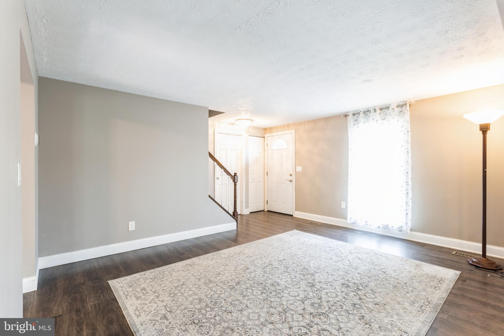 LAUREL VALLEY - Residential