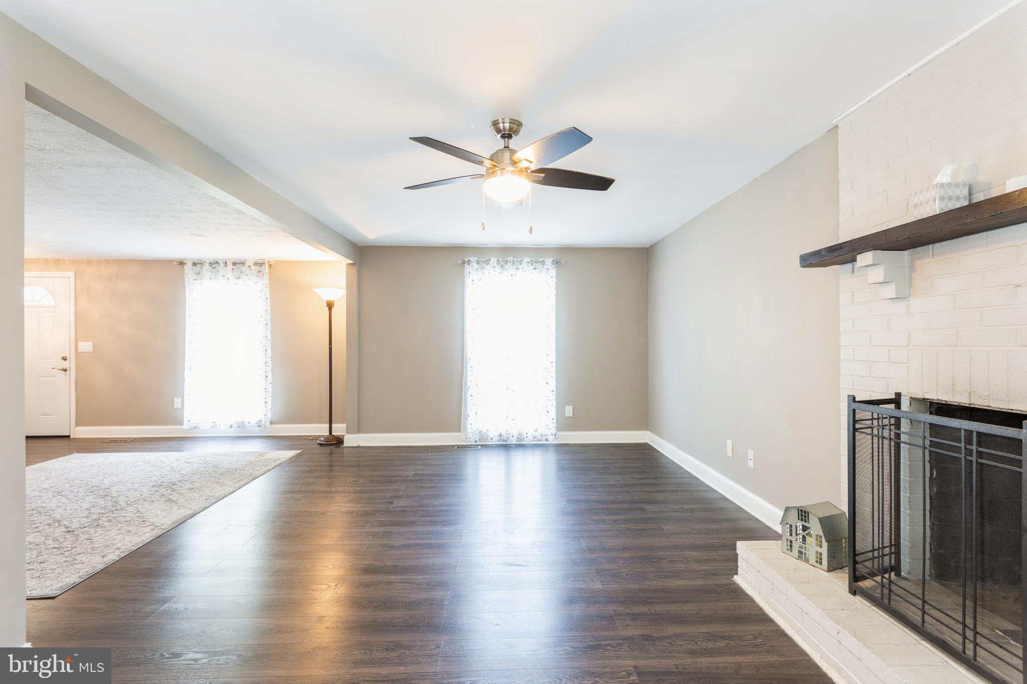 LAUREL VALLEY - Residential