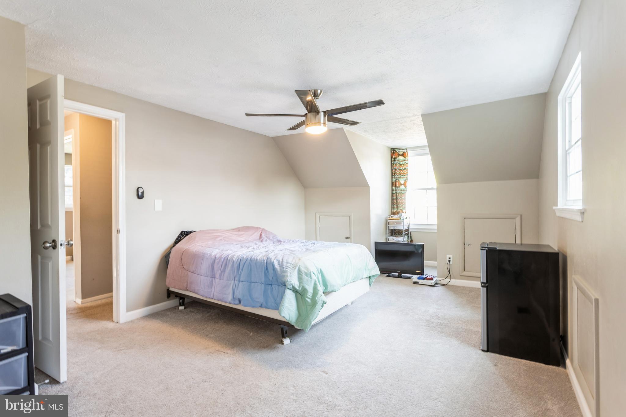 LAUREL VALLEY - Residential