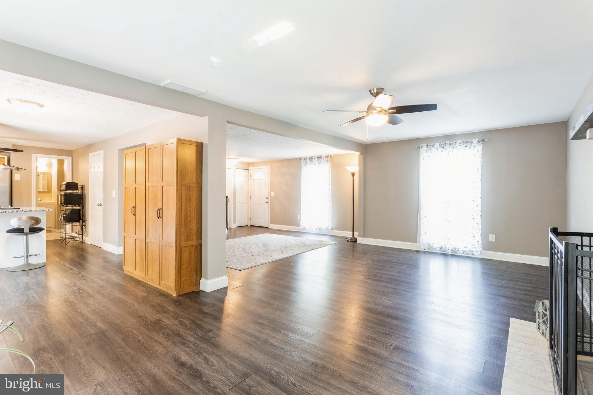 LAUREL VALLEY - Residential