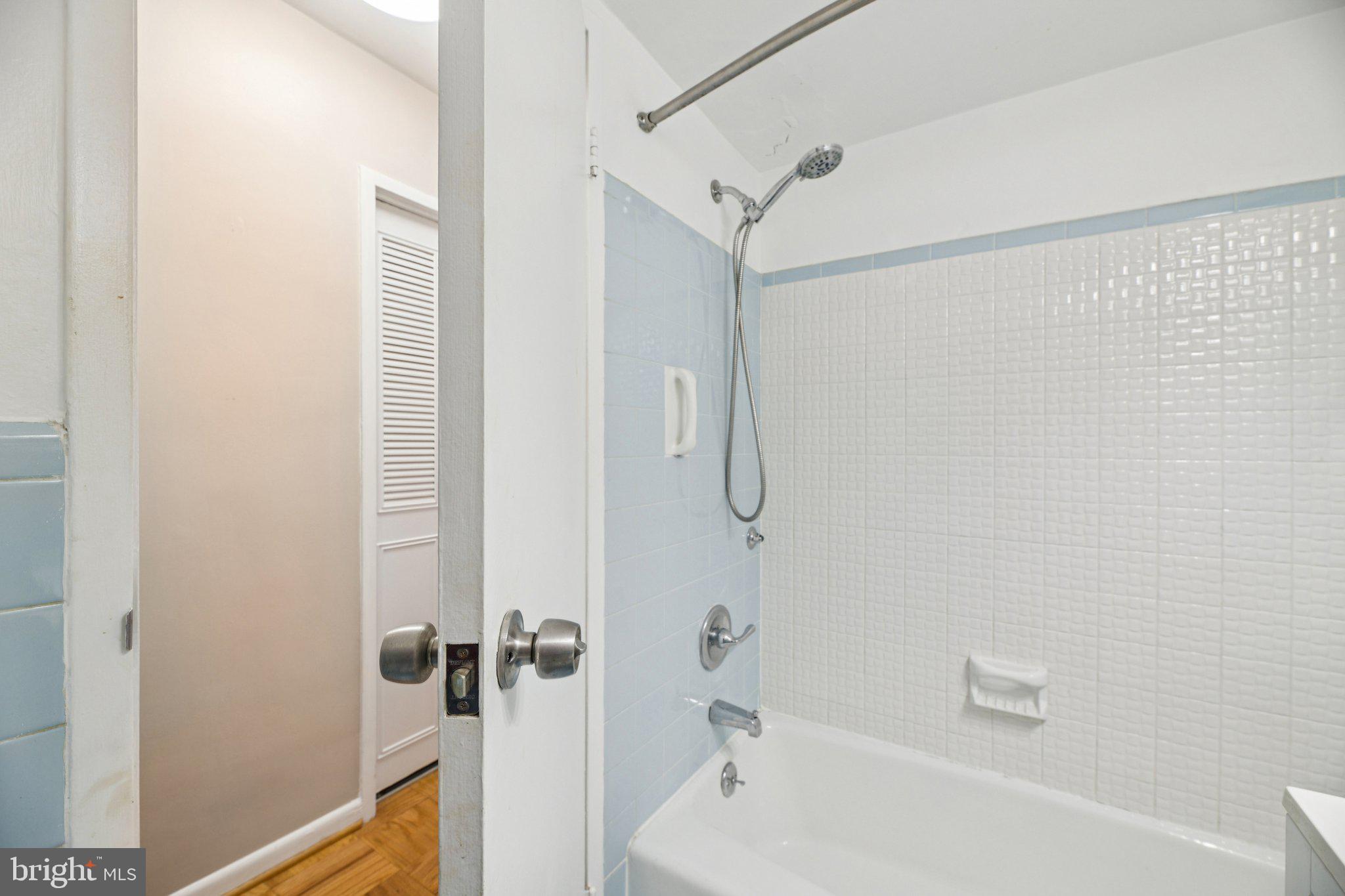 GROSVENOR PARK - Residential