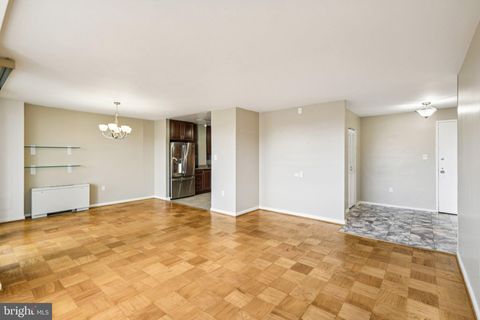 Photo of 10500 Rockville Pike #704, ROCKVILLE, MD 20852 (MLS # MDMC2212088)