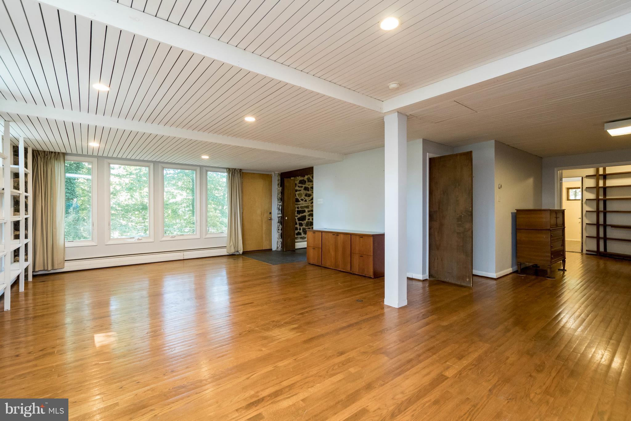 MOUNT WASHINGTON - Residential