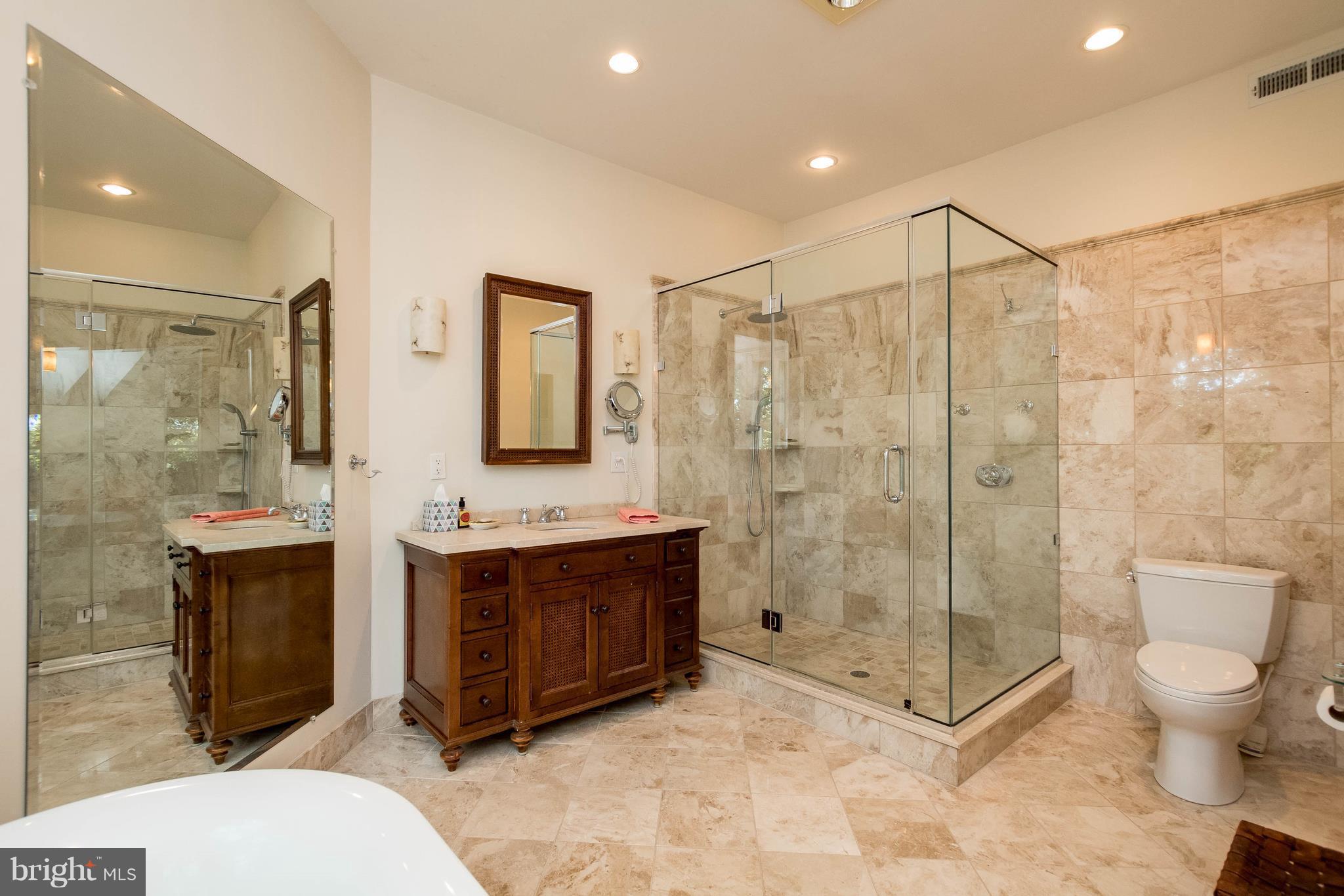 MOUNT WASHINGTON - Residential