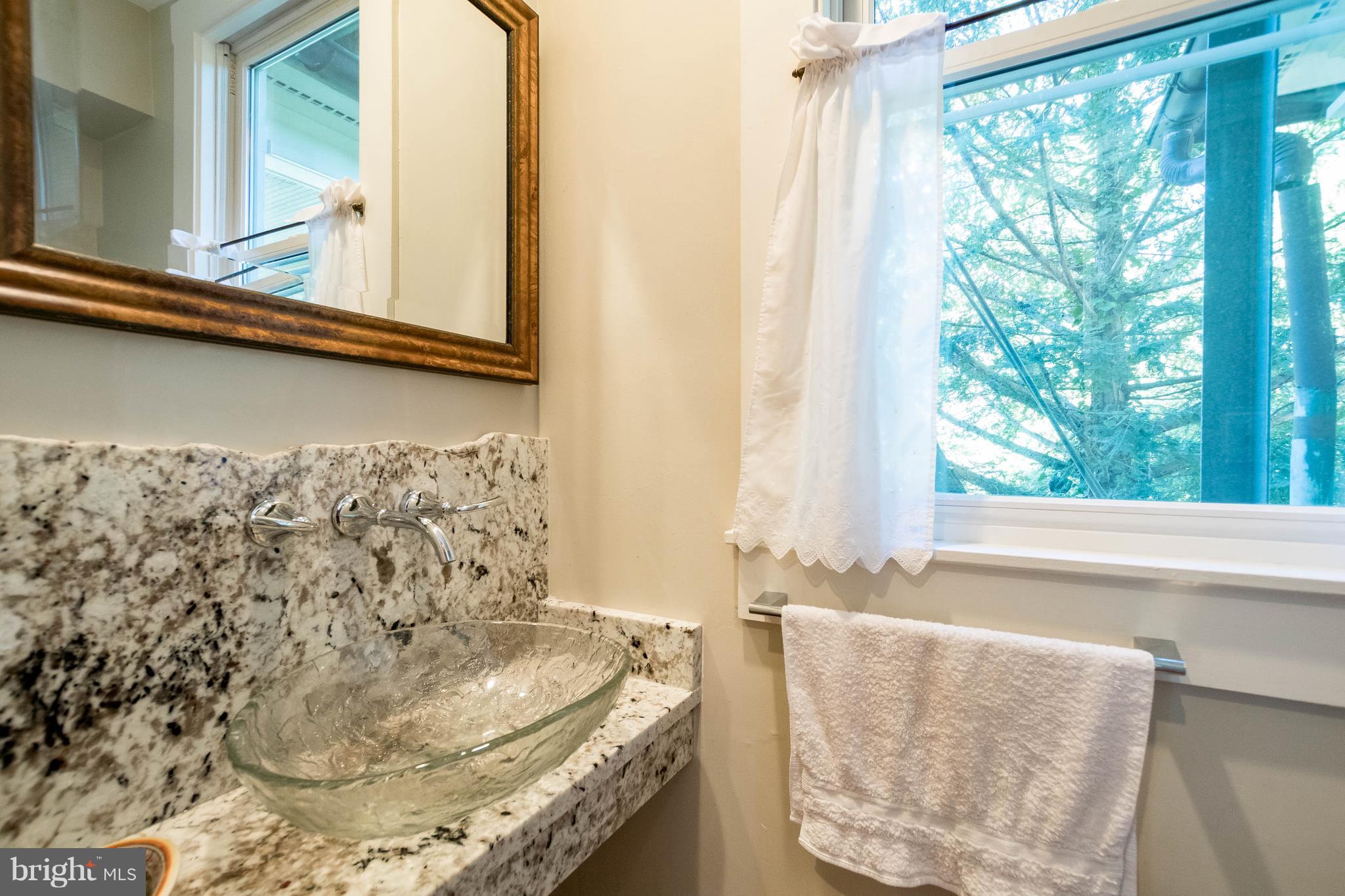 MOUNT WASHINGTON - Residential