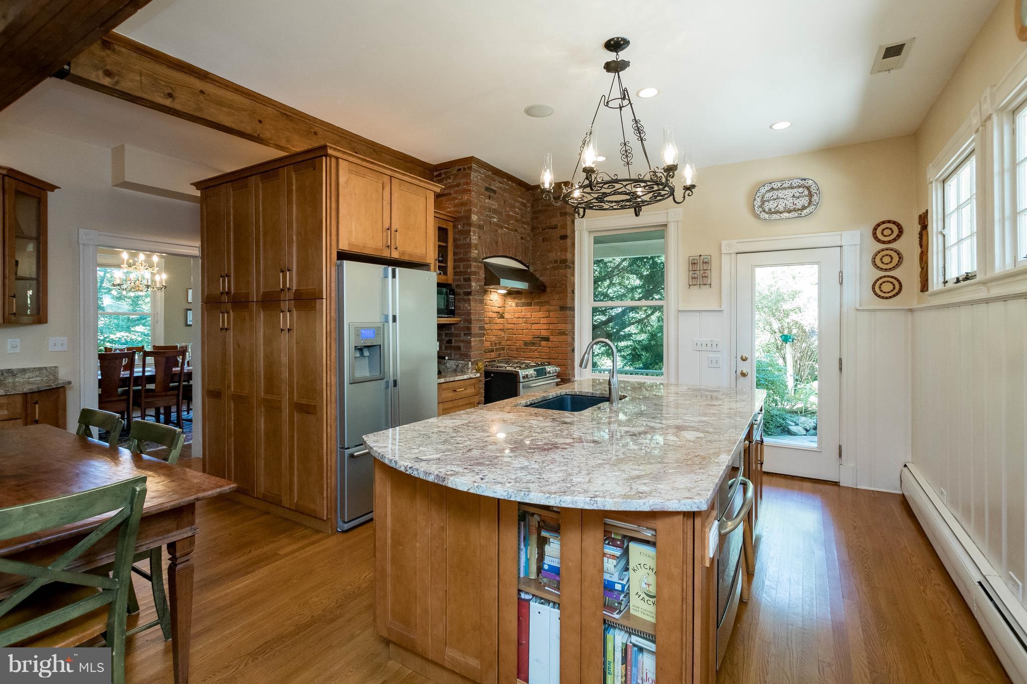 MOUNT WASHINGTON - Residential