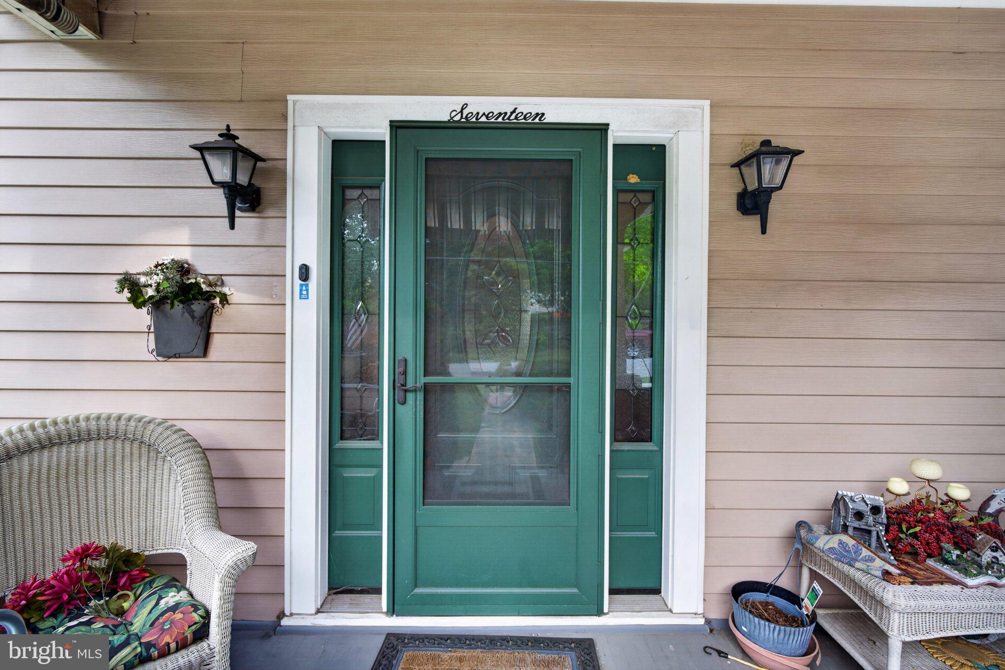 17 DELREY AVENUE