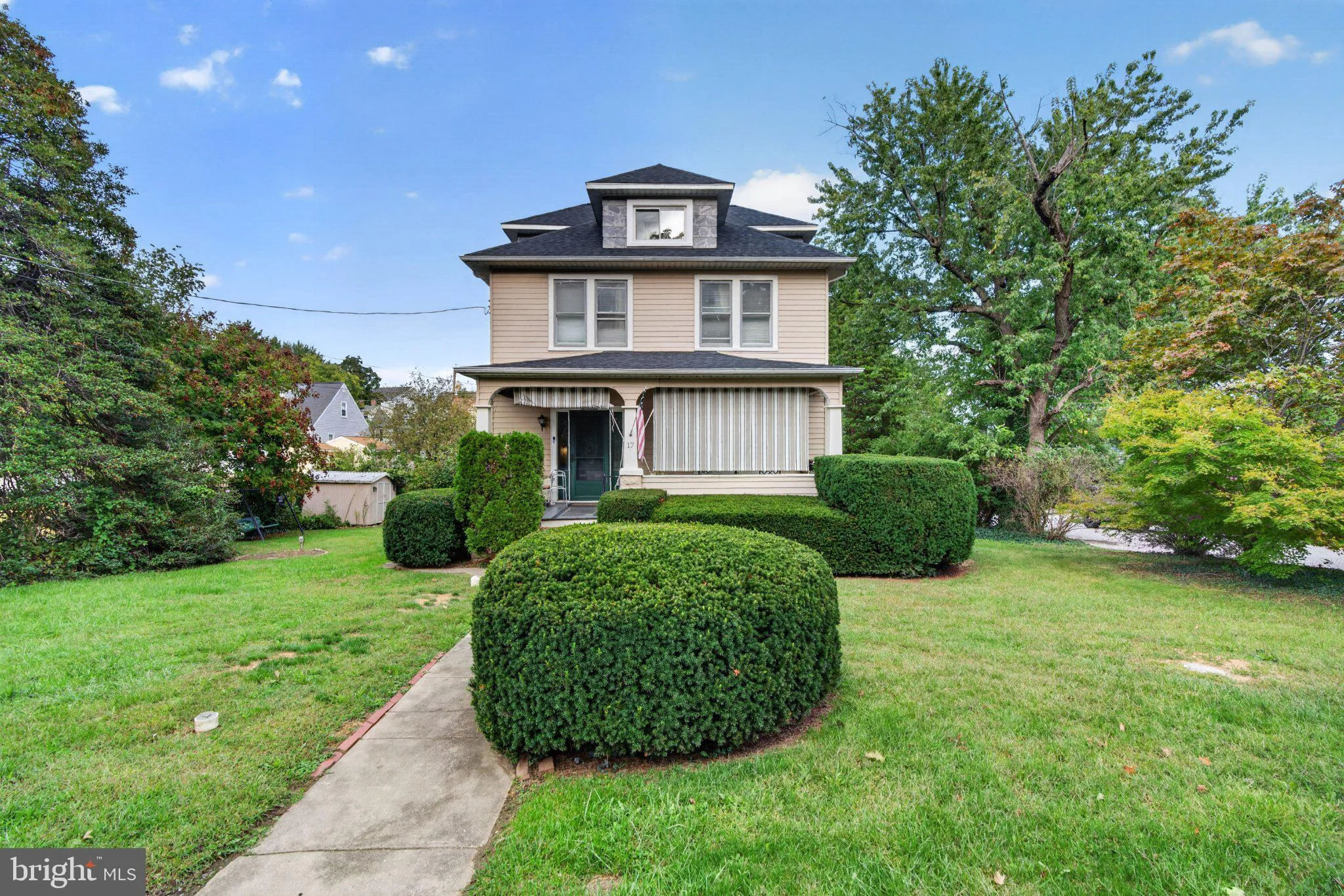 17 Delrey Avenue