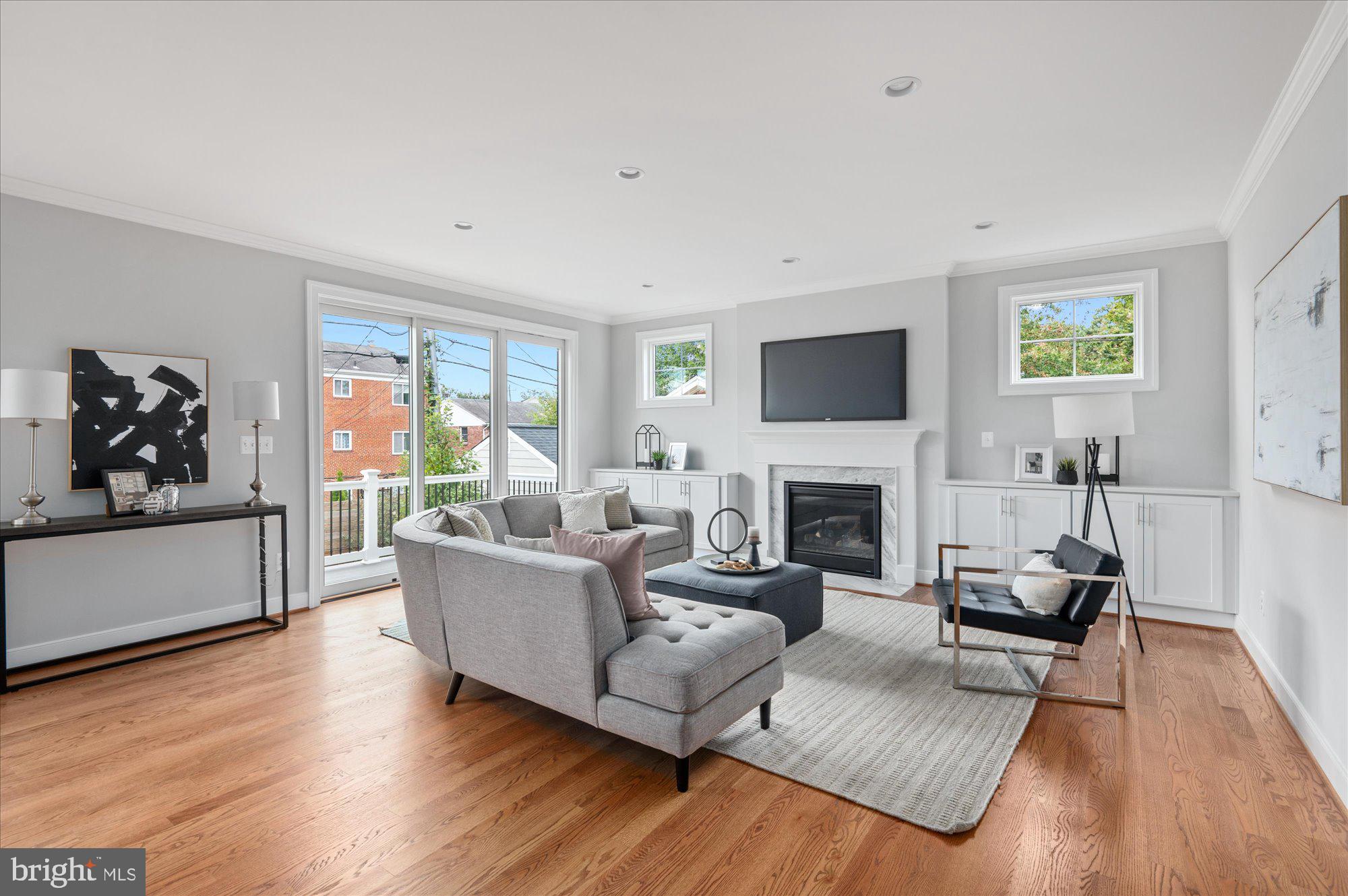 LYON PARK - Residential