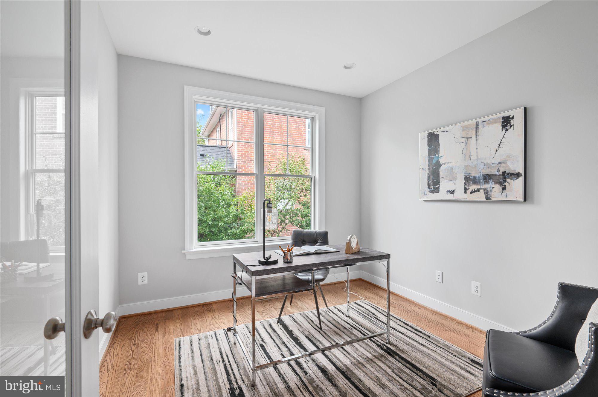 LYON PARK - Residential