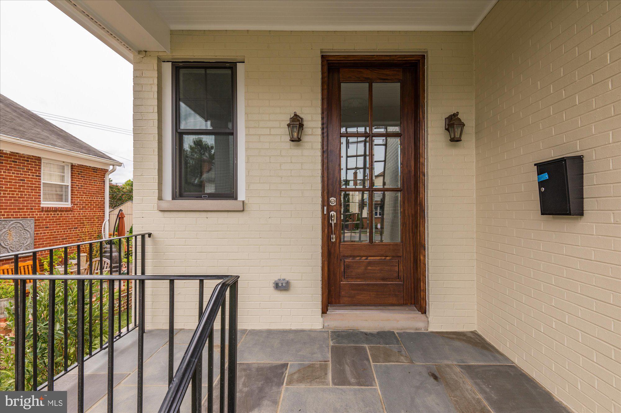 LYON PARK - Residential