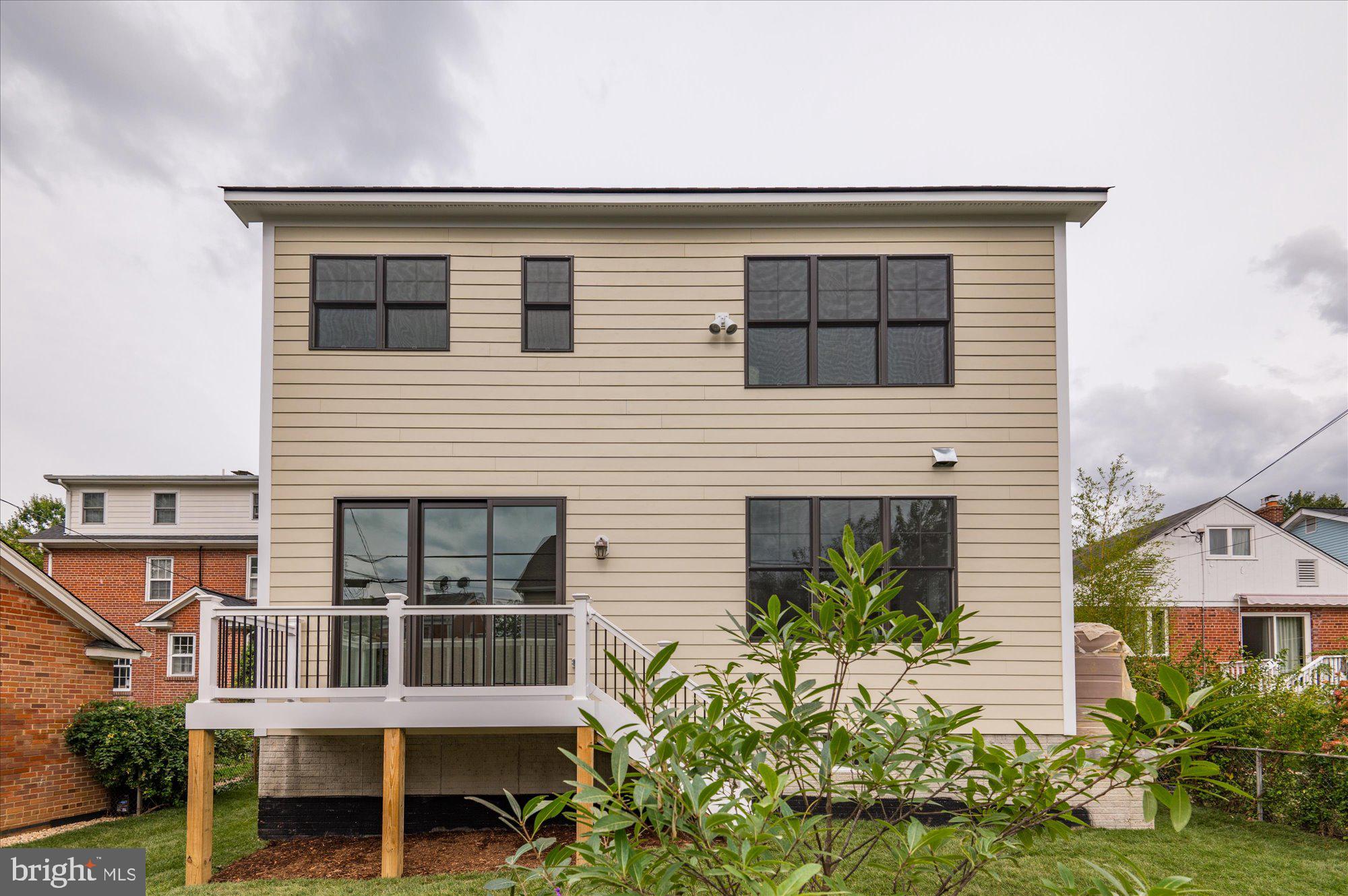 LYON PARK - Residential