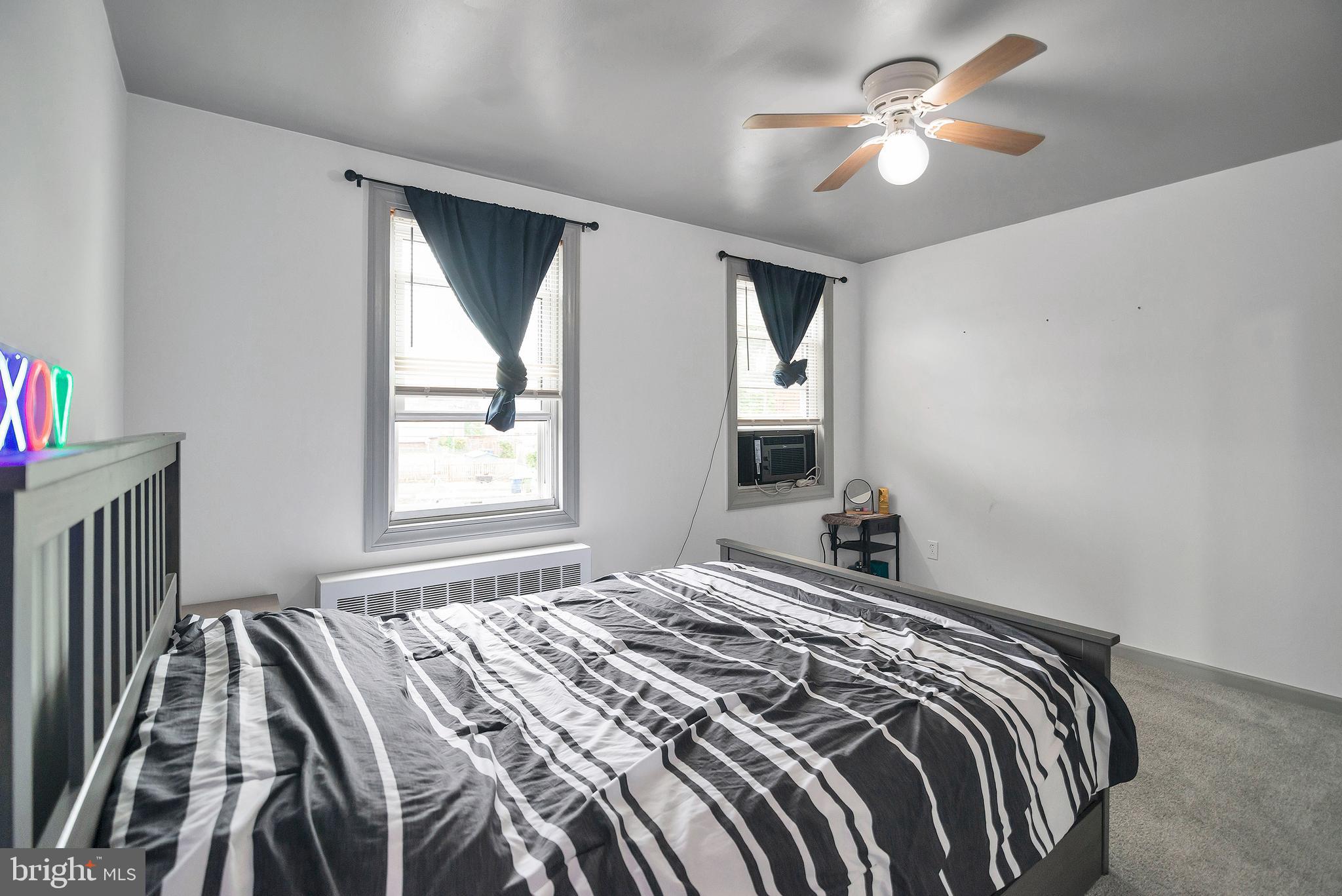 VIOLETVILLE - Residential Lease
