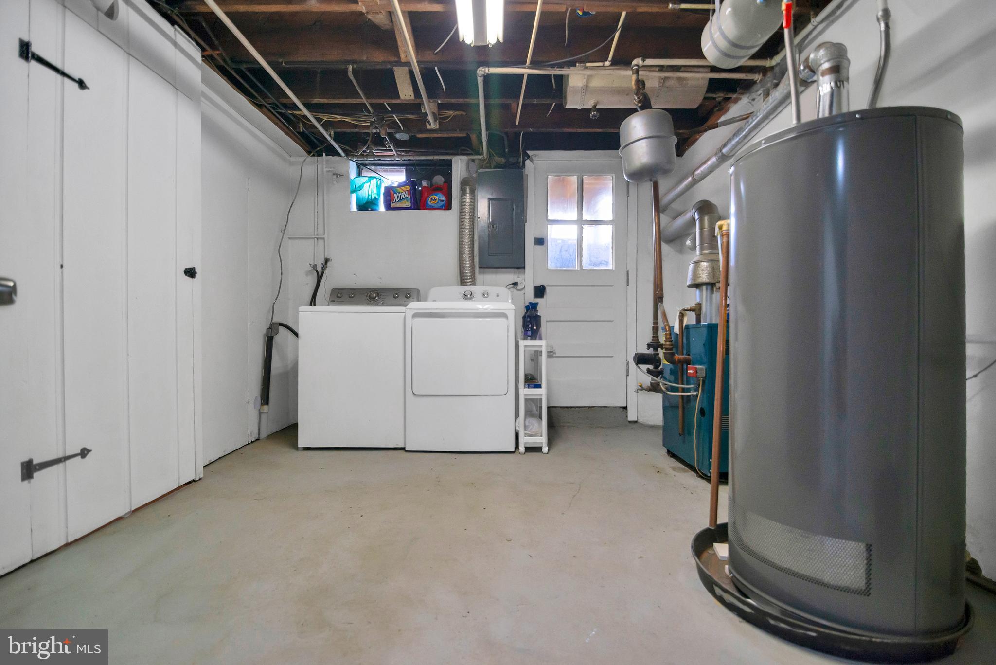 VIOLETVILLE - Residential Lease