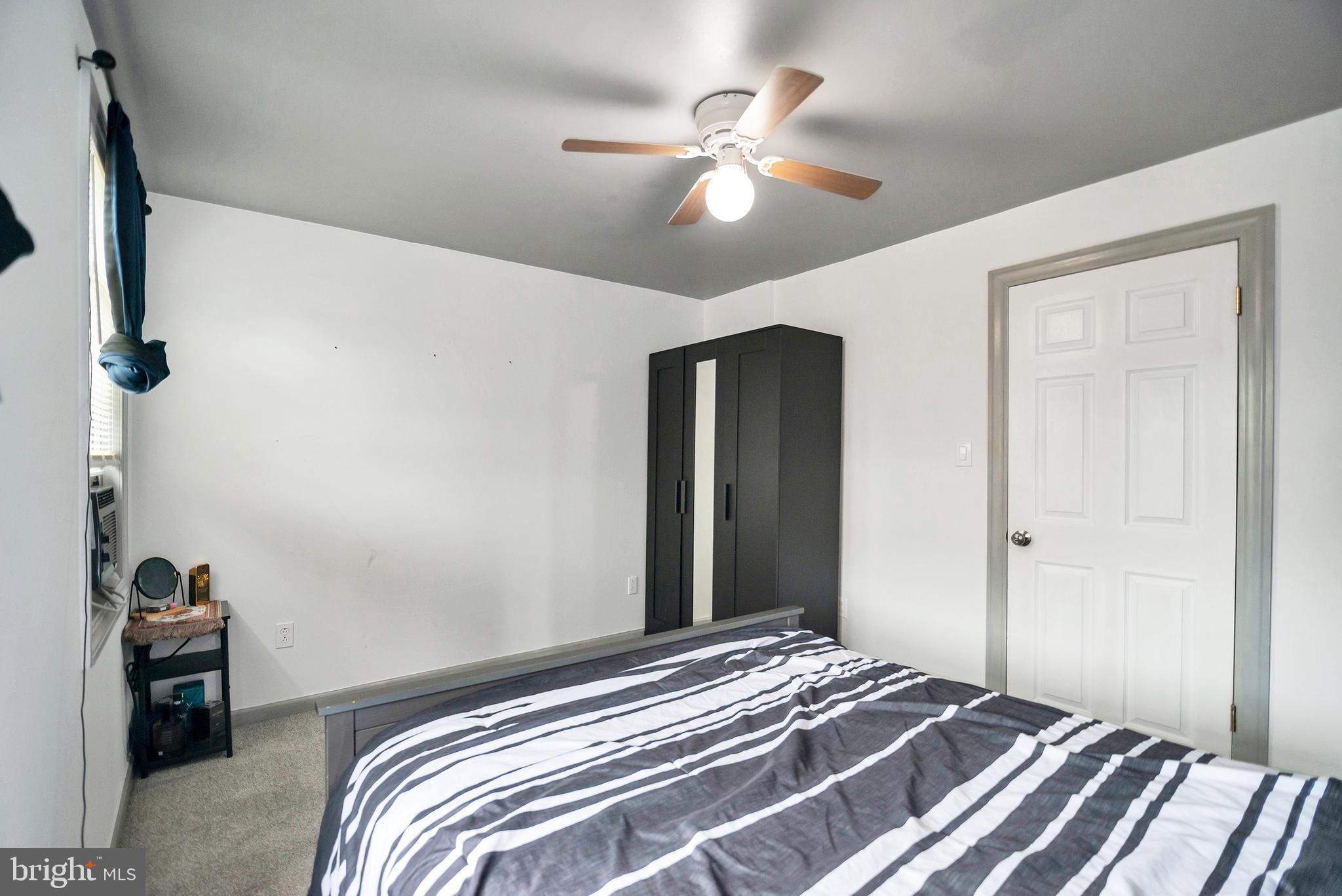 VIOLETVILLE - Residential Lease