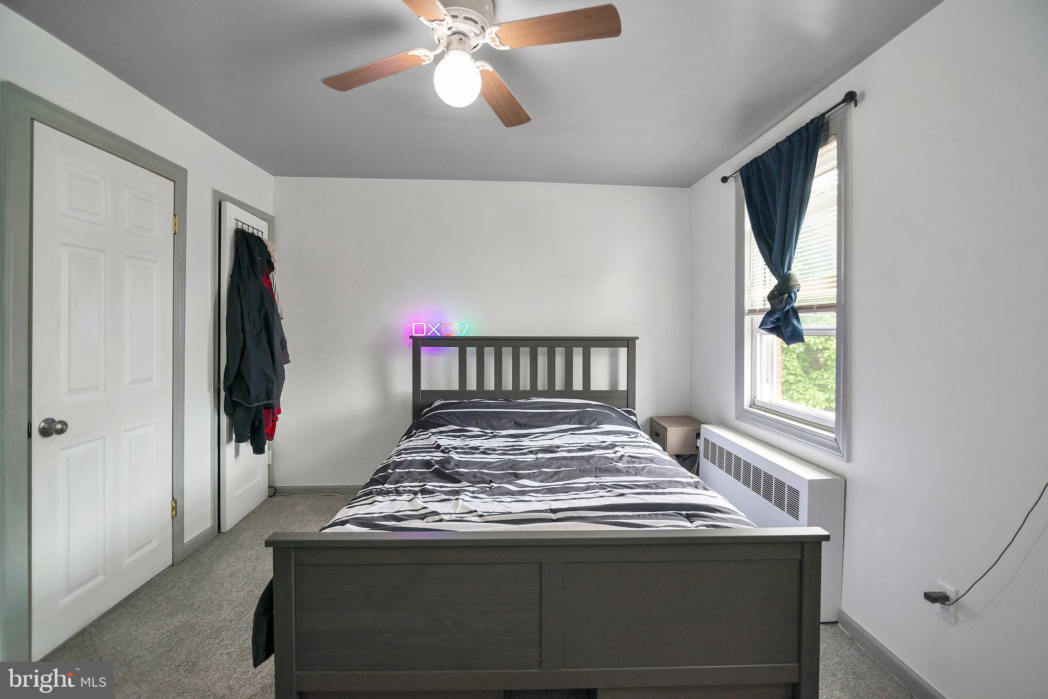 VIOLETVILLE - Residential Lease