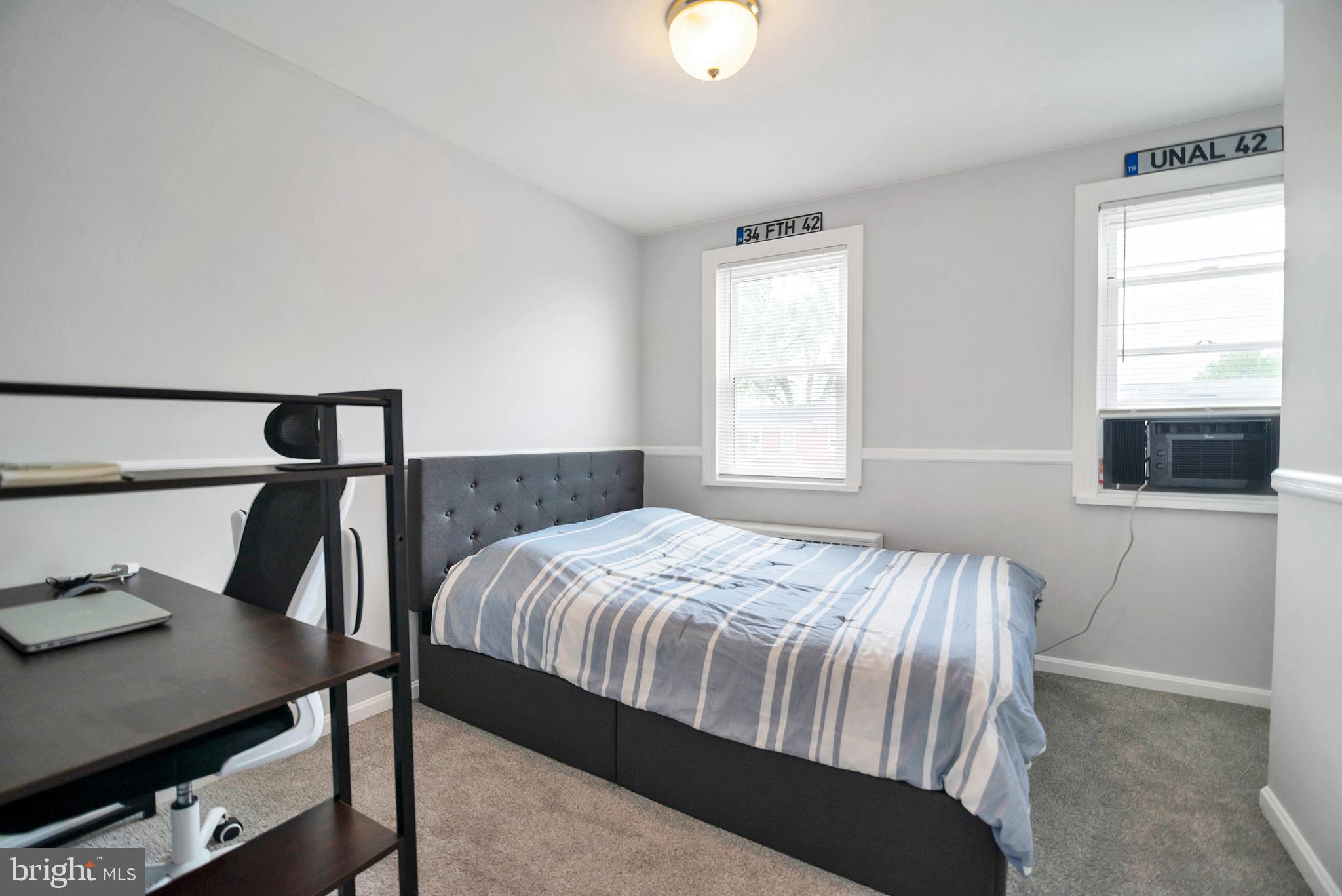 VIOLETVILLE - Residential Lease