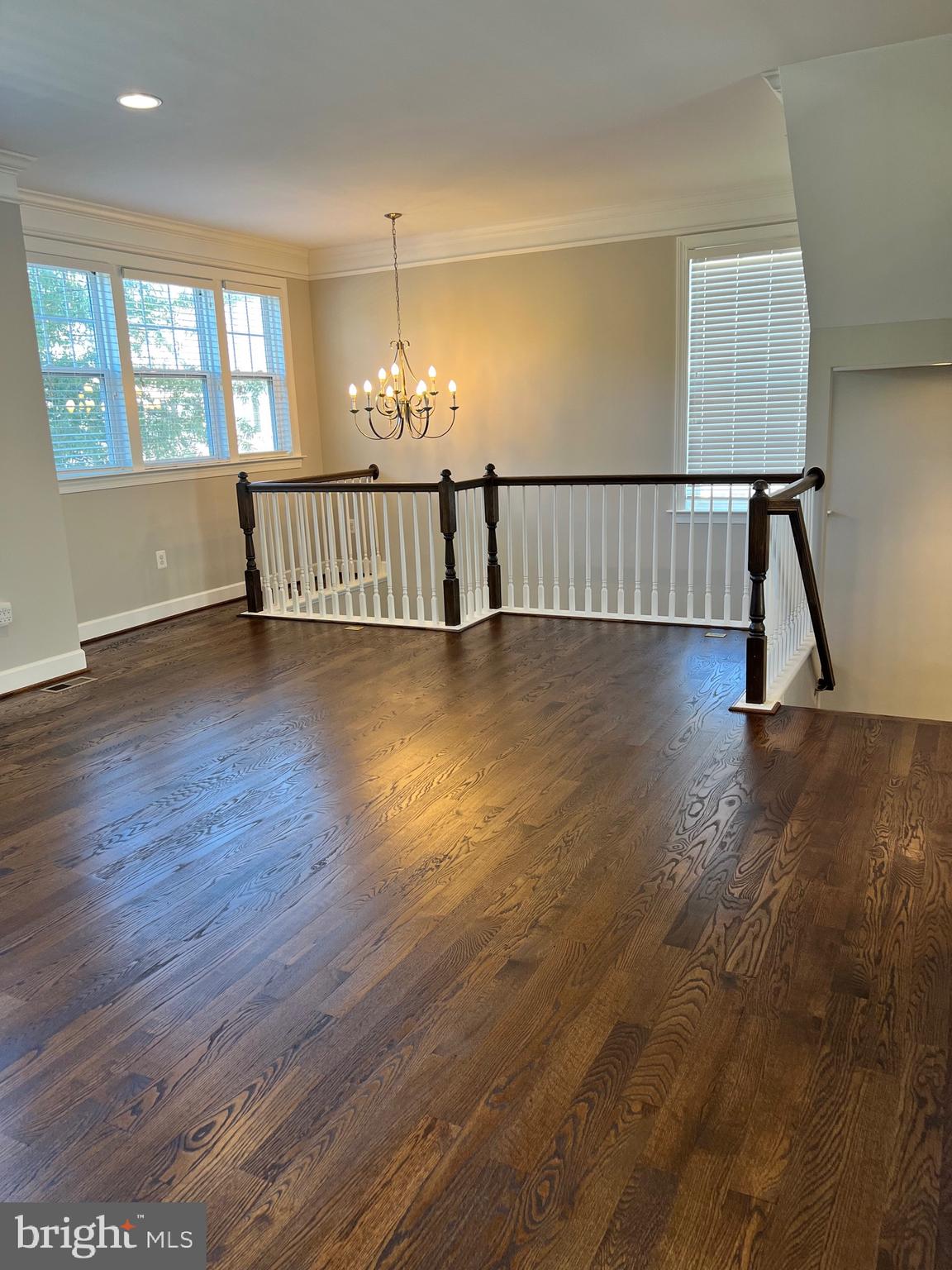 OAKTON EAST - Residential Lease