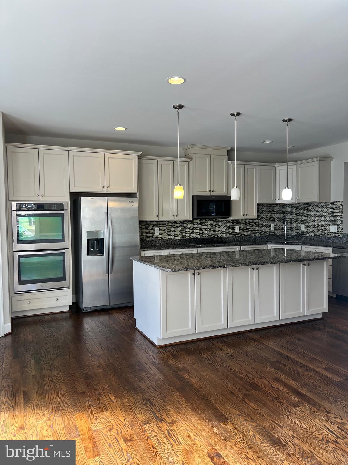 OAKTON EAST - Residential Lease