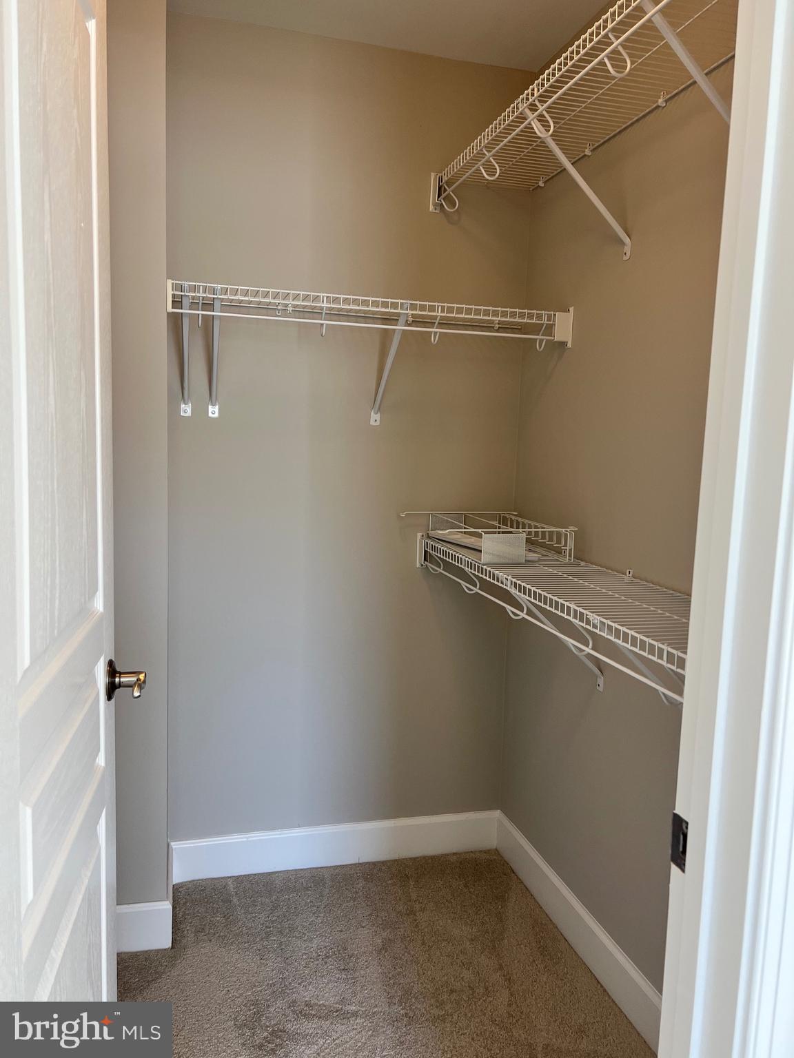 OAKTON EAST - Residential Lease