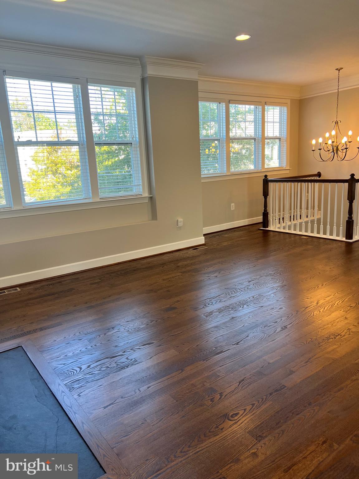 OAKTON EAST - Residential Lease