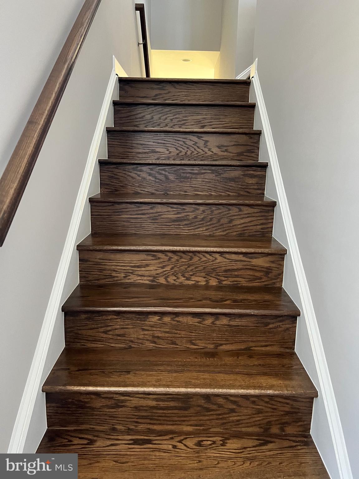 OAKTON EAST - Residential Lease