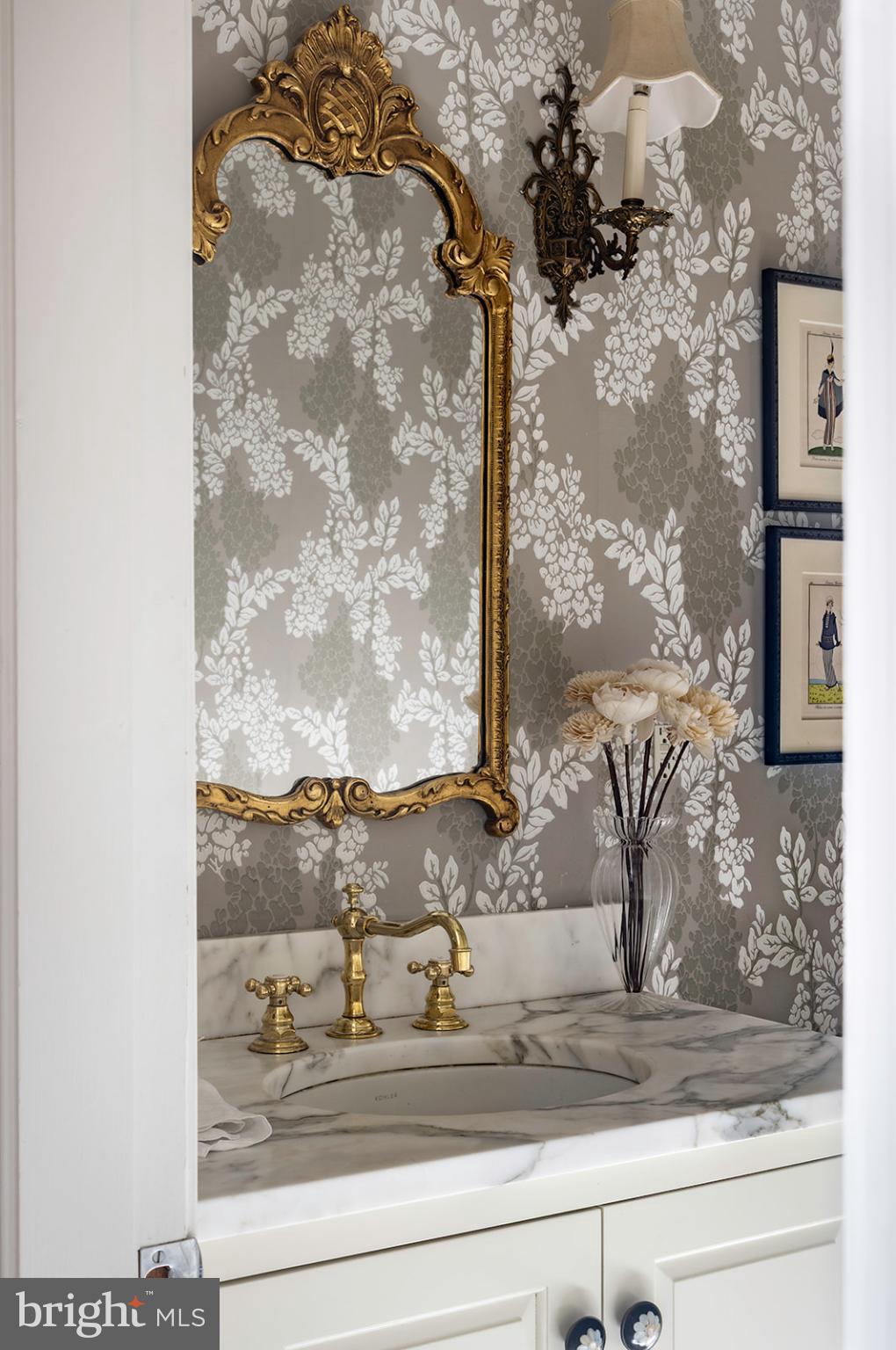 CHAPEL HILL - Residential