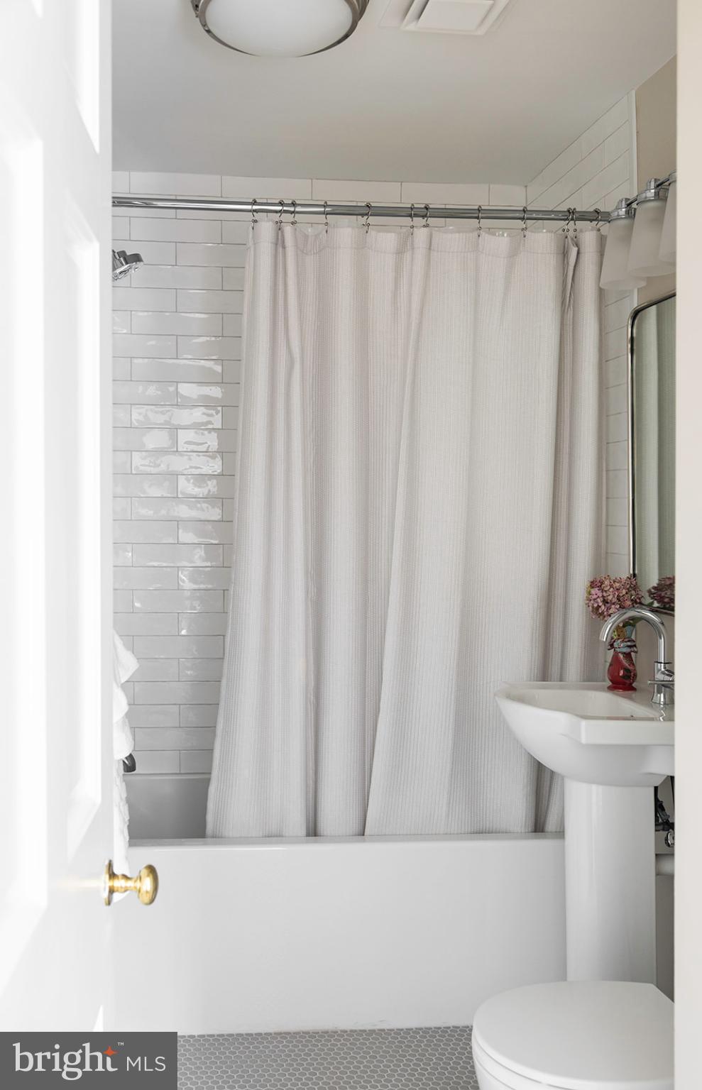 CHAPEL HILL - Residential