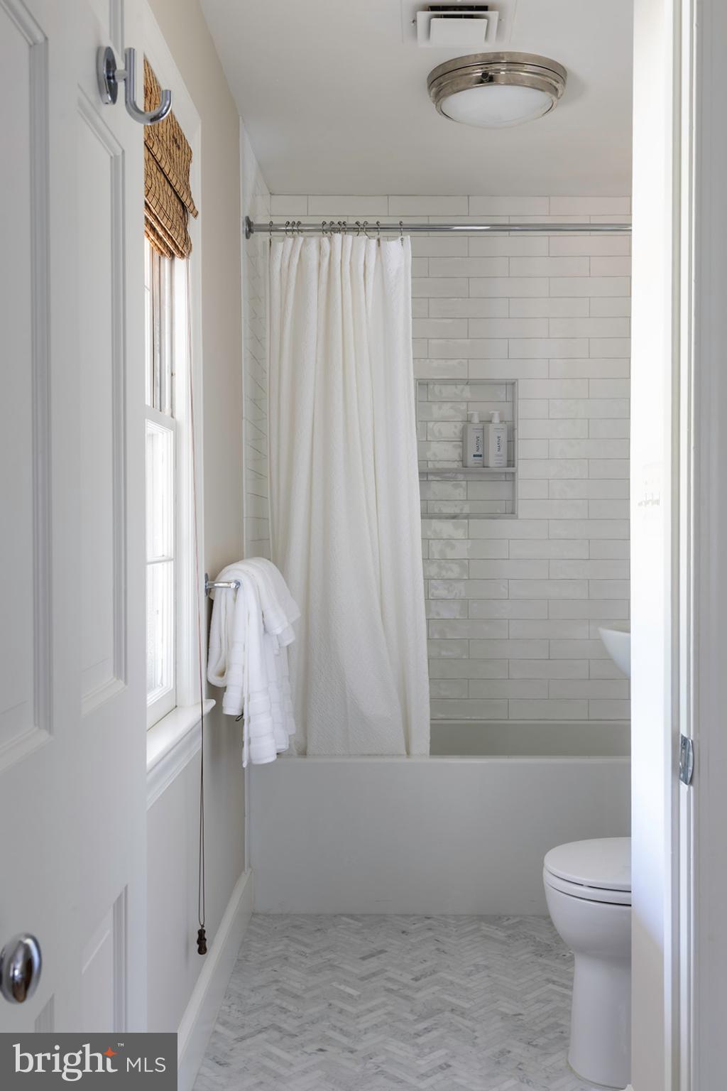 CHAPEL HILL - Residential