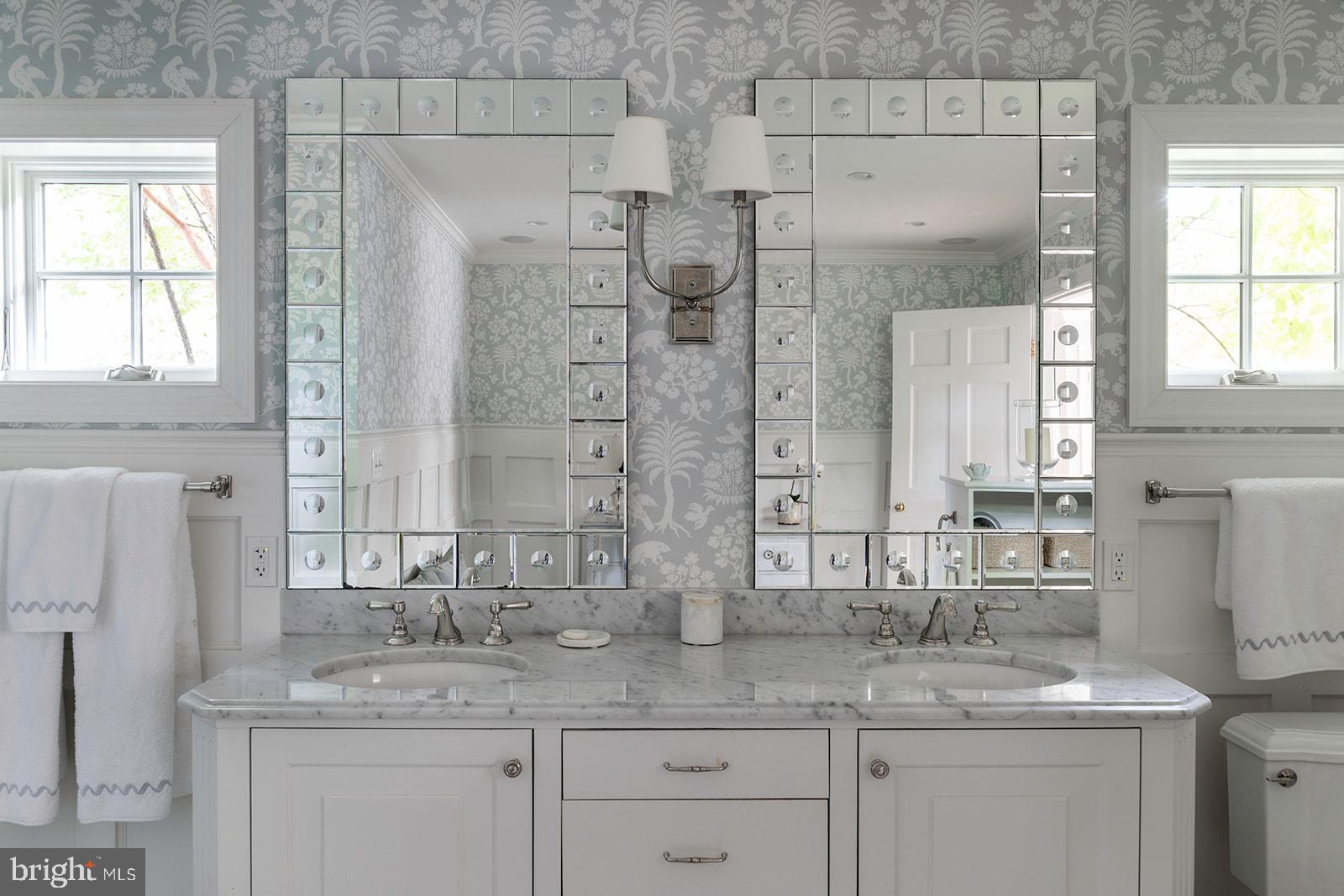 CHAPEL HILL - Residential