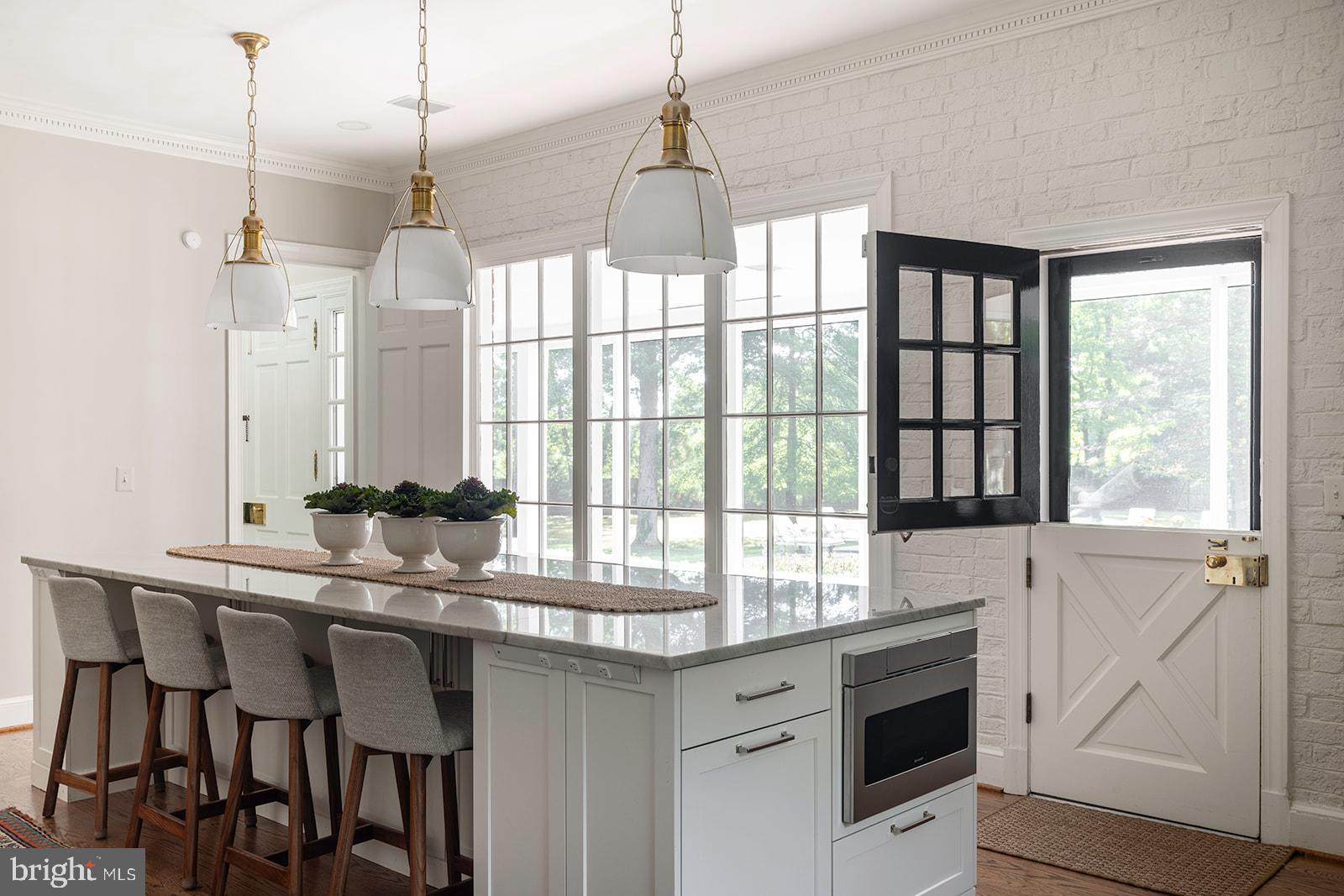 CHAPEL HILL - Residential